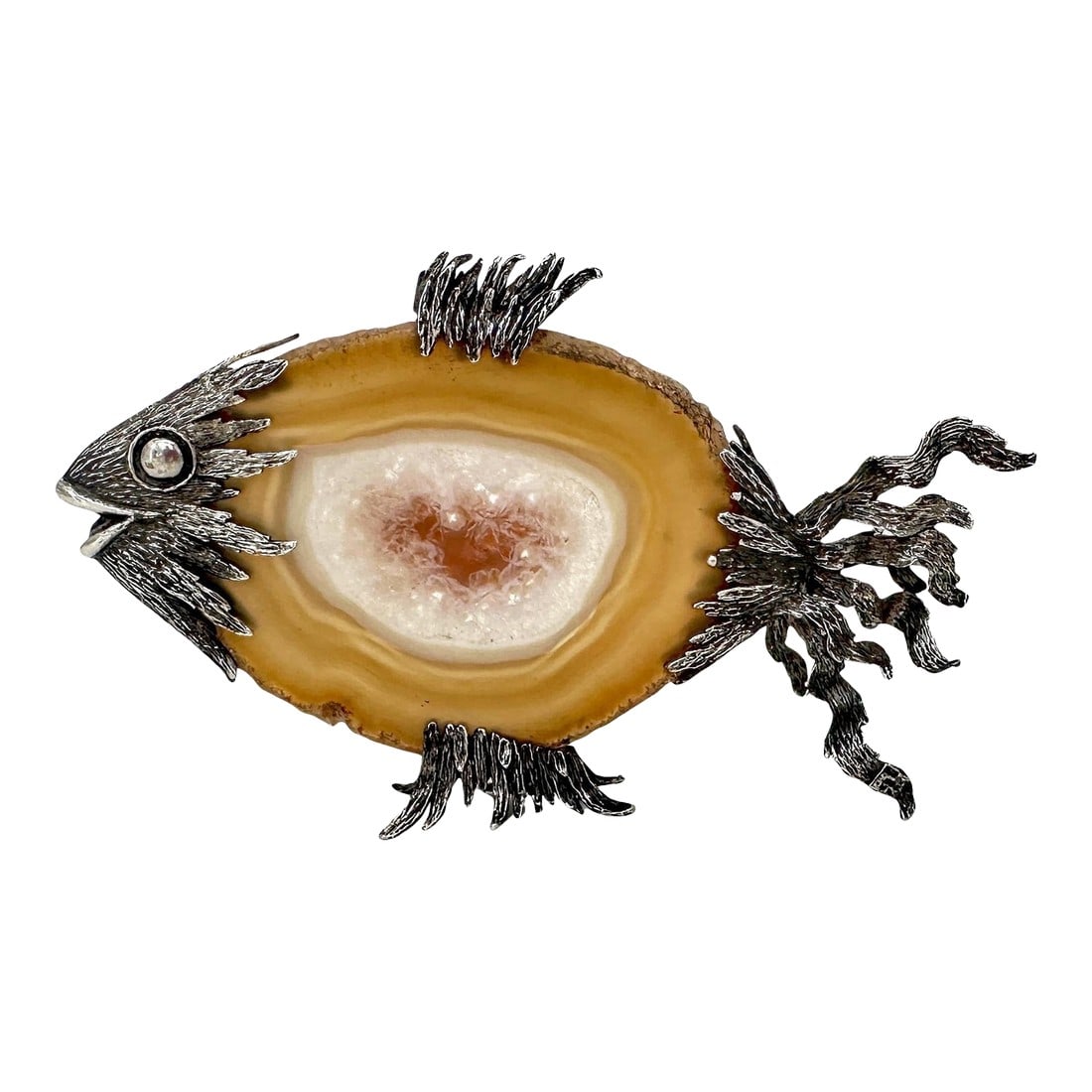 Italian Sterling Silver and Polished Agate Fish Sculpture, Hallmarked, 1970s: Italian Sterling Silver and Polished Agate Fish Sculpture, Hallmarked, 1970s 6" W x 4" H x 1" D Charming and sculptural, this mid-20th century Italian fish-form objet d'art combines richly textured