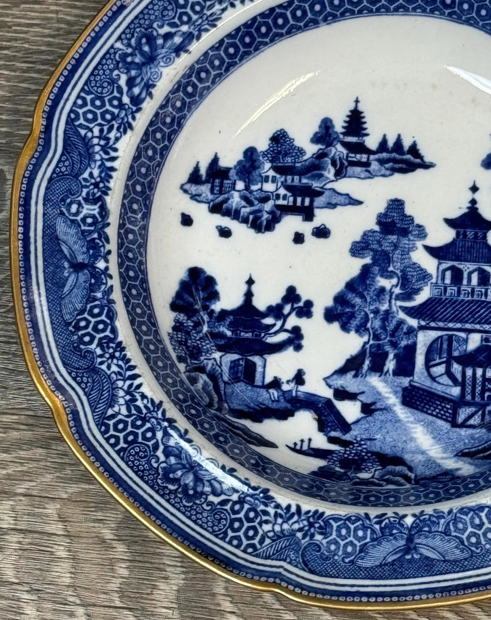 Pair of Early 19th Century Spode Blue and White "Pagoda" Stone China Bowls, 1825 - 6