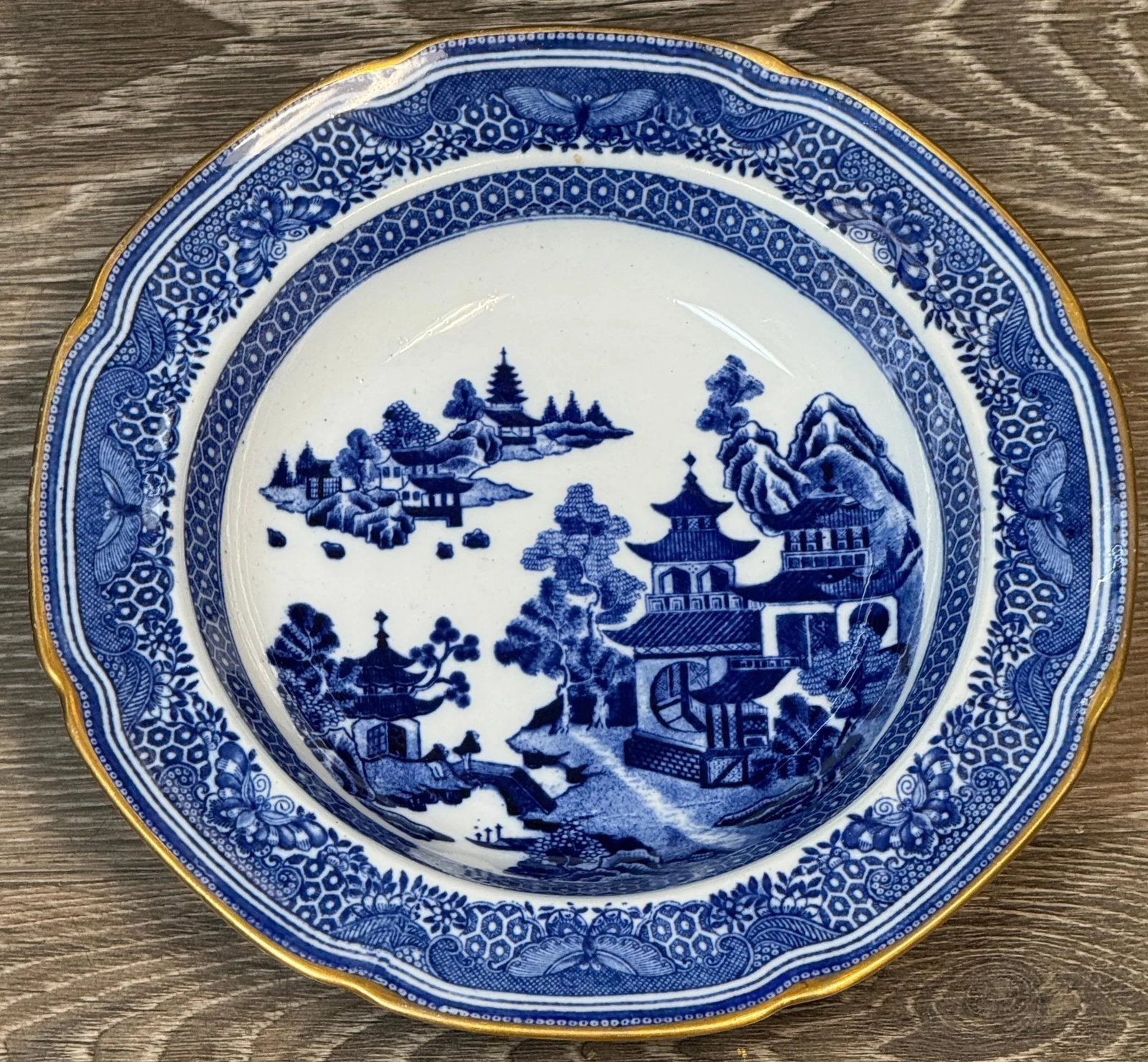 Pair of Early 19th Century Spode Blue and White "Pagoda" Stone China Bowls, 1825 - 7