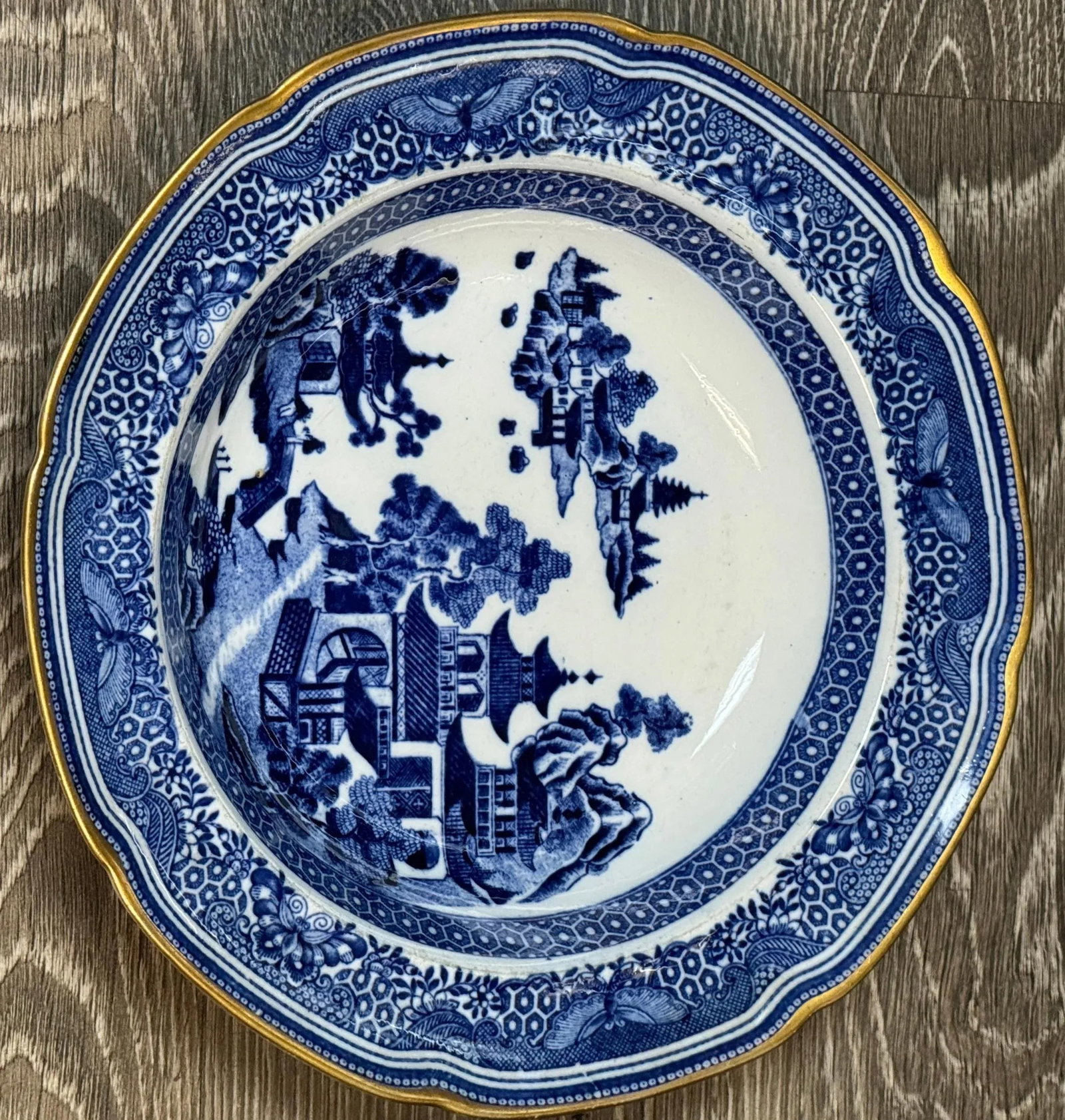 Pair of Early 19th Century Spode Blue and White "Pagoda" Stone China Bowls, 1825 - 8