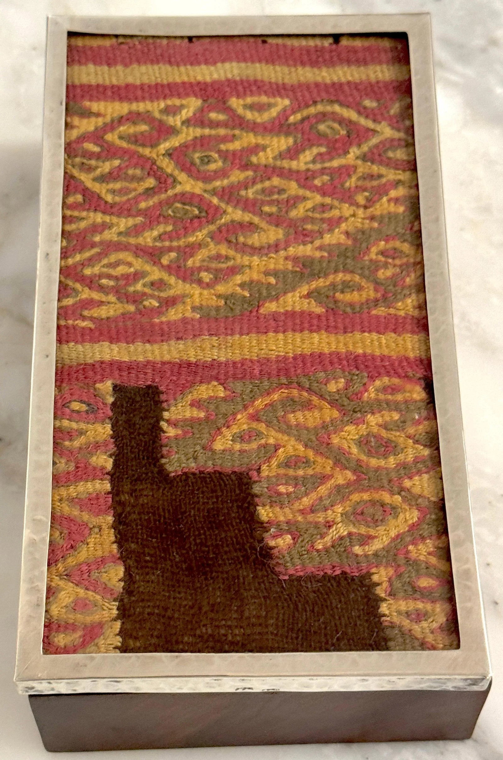 Pre-Columbian Andean Textile Fragment in Sterling Silver & Hardwood Presentation - 8