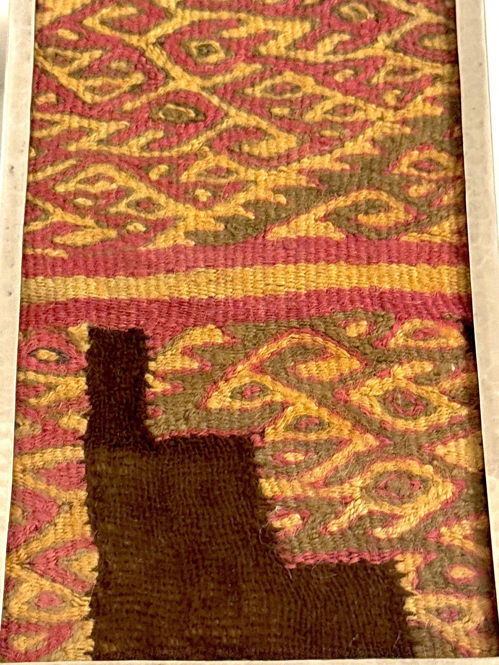 Pre-Columbian Andean Textile Fragment in Sterling Silver & Hardwood Presentation - 9