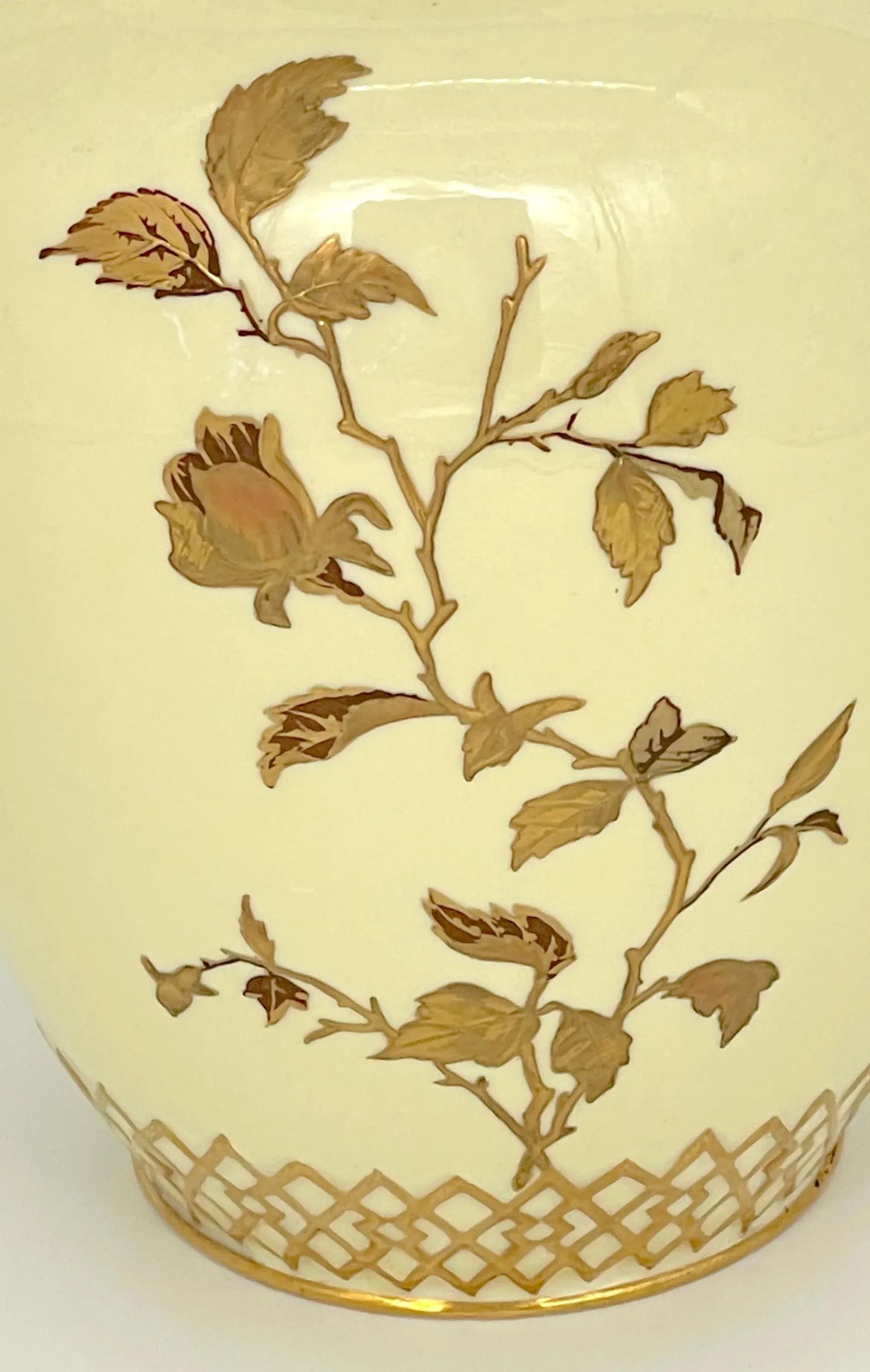 Royal Crown Derby Aesthetic Movement Gilt Potpourri Vase with Pierced Lid, 1892 - 11