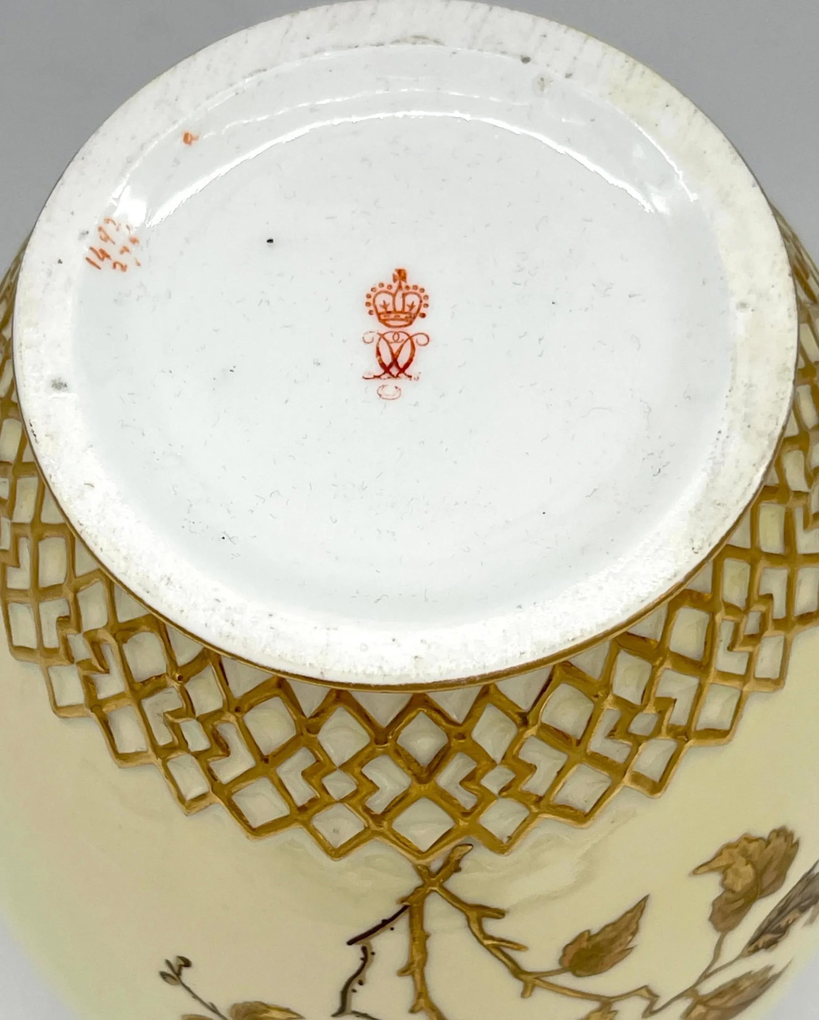 Royal Crown Derby Aesthetic Movement Gilt Potpourri Vase with Pierced Lid, 1892 - 4