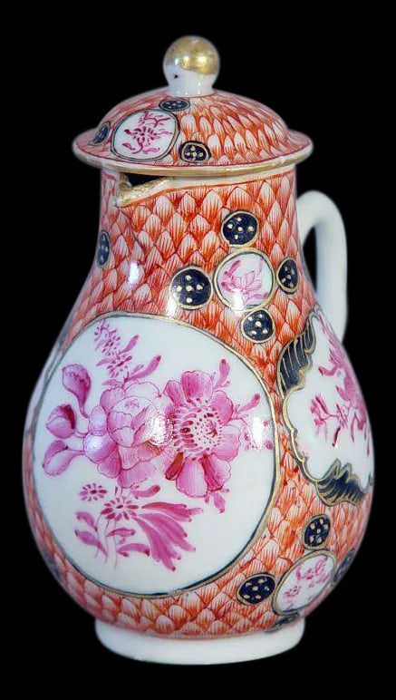 18th Century Chinese Export Coral & Puce Porcelain Tea Service - 4