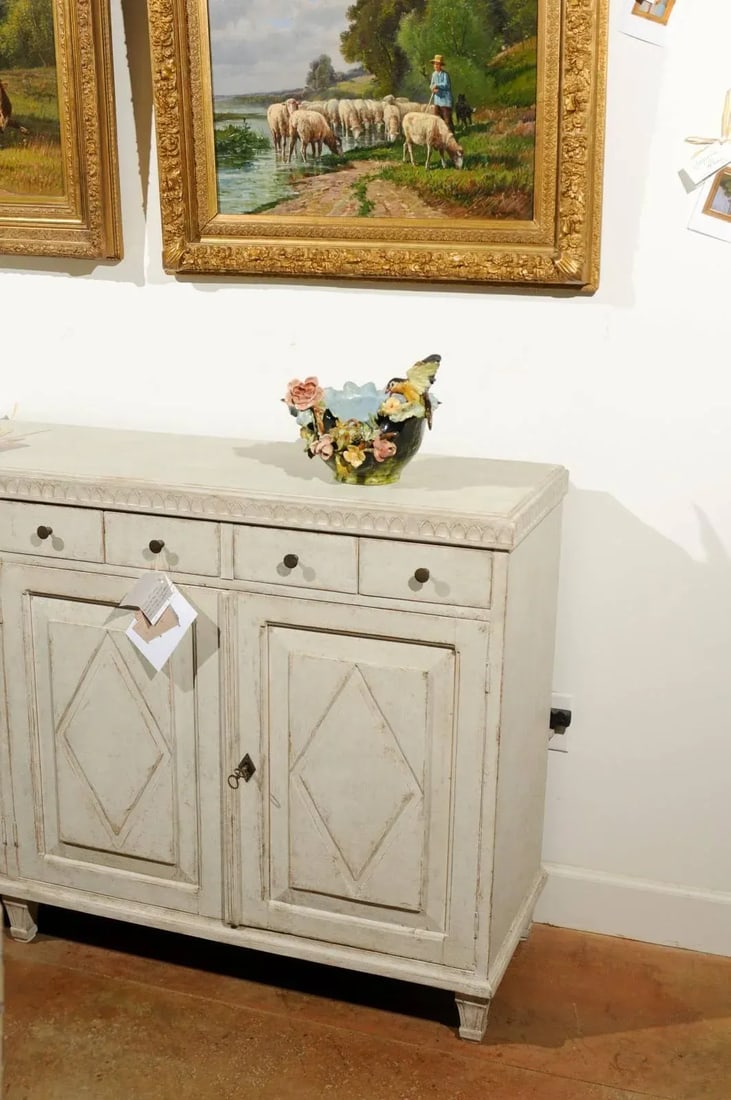 19th Century French Barbotine Covered Bowl with Bird and Bird Nest Décor - 7
