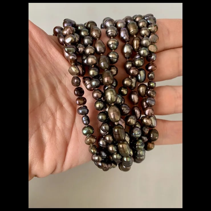 Late 20th Century Freshwater Peacock Pearl Necklace - 5