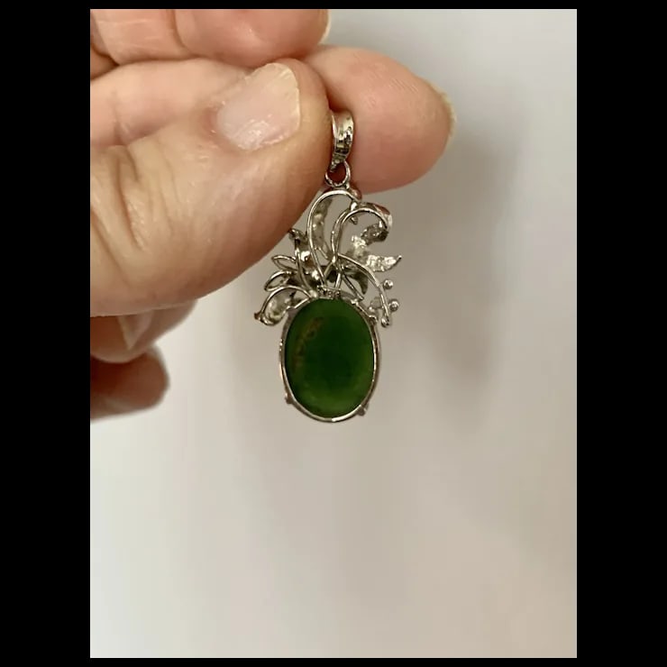 1950s 18k White Gold Jade Pendant - 6