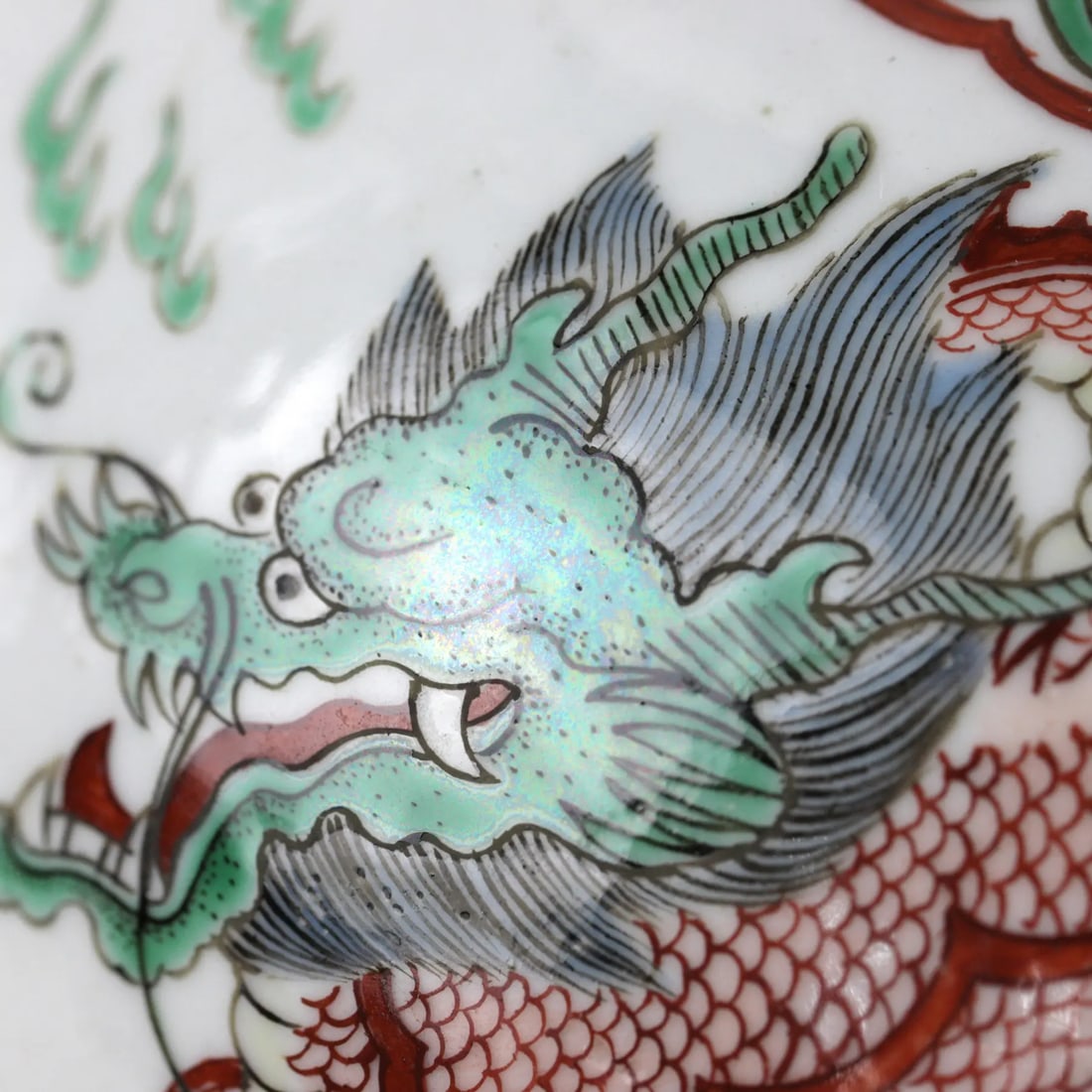 Pair of Famille-Rose "˜Cloud and Dragon' Double Gourd Vasesï¼ŒJingdezhen Kiln, - 7