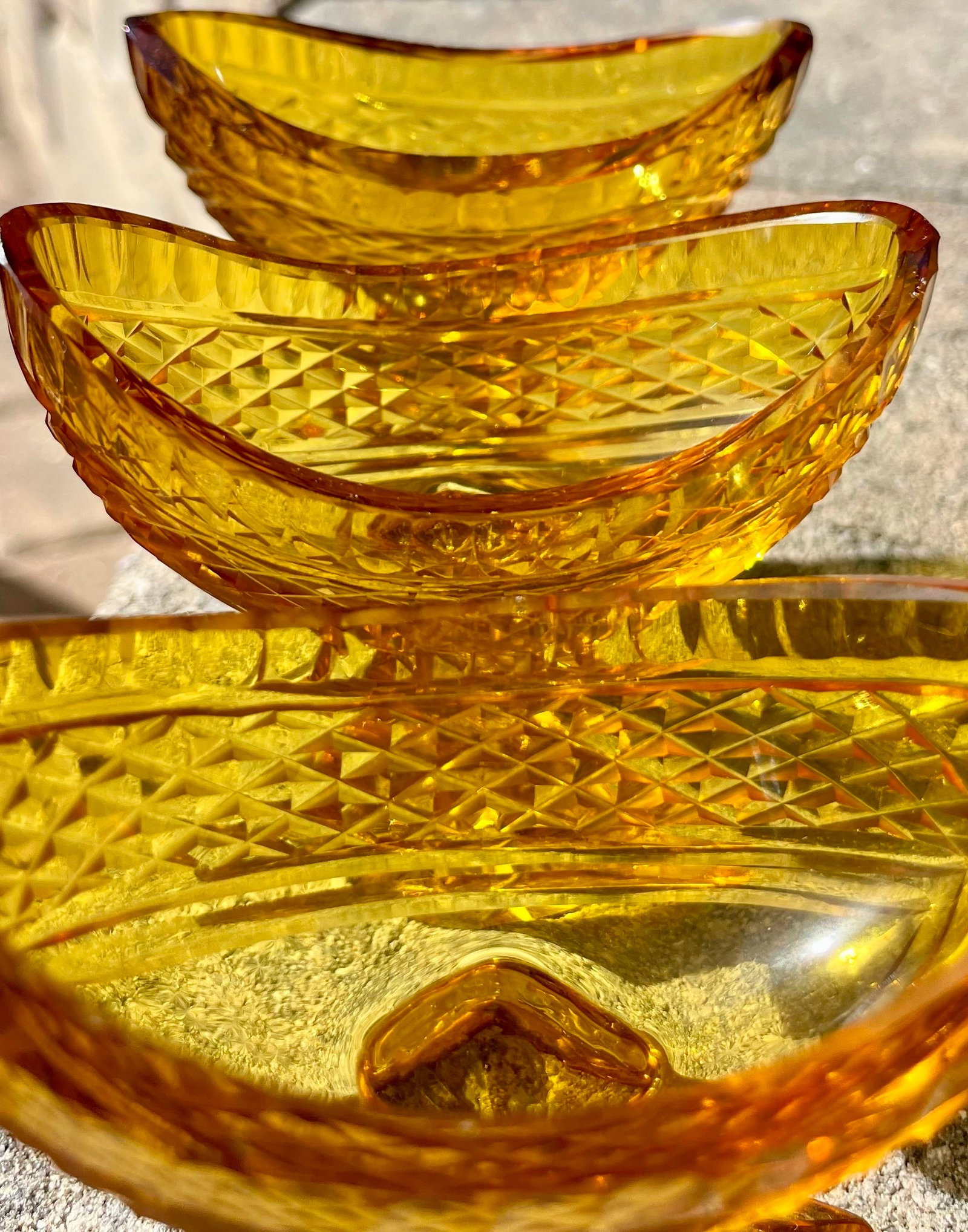 (3) Antique Anglo-Irish Cut Crystal Amber Glass Salt Cellars - 6