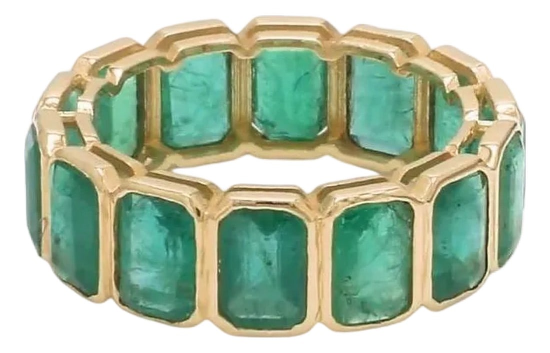 Natural 6.31 cts Zambian emerald band ring in 18k gold: Antique emerald bezel set eternity band gold, Natural 6X4MM 7CTW emerald cut emerald eternity ring gold, Vintage art deco emerald ring gold STONE DETAILS : âœ¦ Gemstone : Emerald â