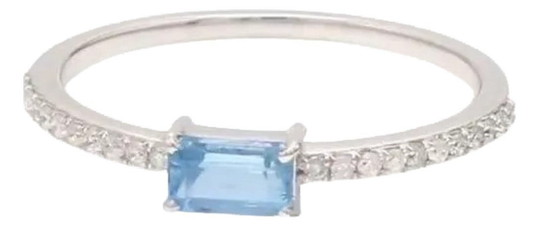 Natural 0.39 cts aquamarine & 0.14 cts diamond ring in 14k gold: Aquamarine emerald cut diamond thin ring gold Natural aquamarine emerald cut mini solitaire ring gold Aquamarine solitaire ring gold GEMSTONE DETAILS : âœ¦ Gemstone : Aquamarine