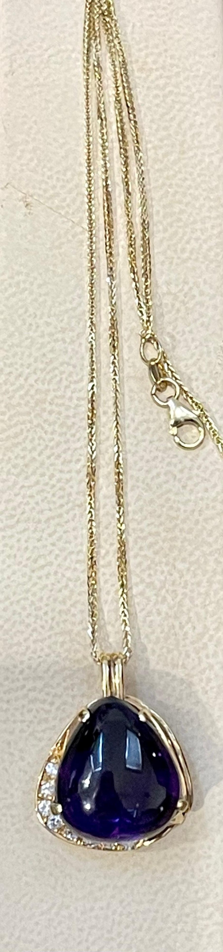 18 Karat Gold Pendant with White Diamond in White Platinum Chain - 13