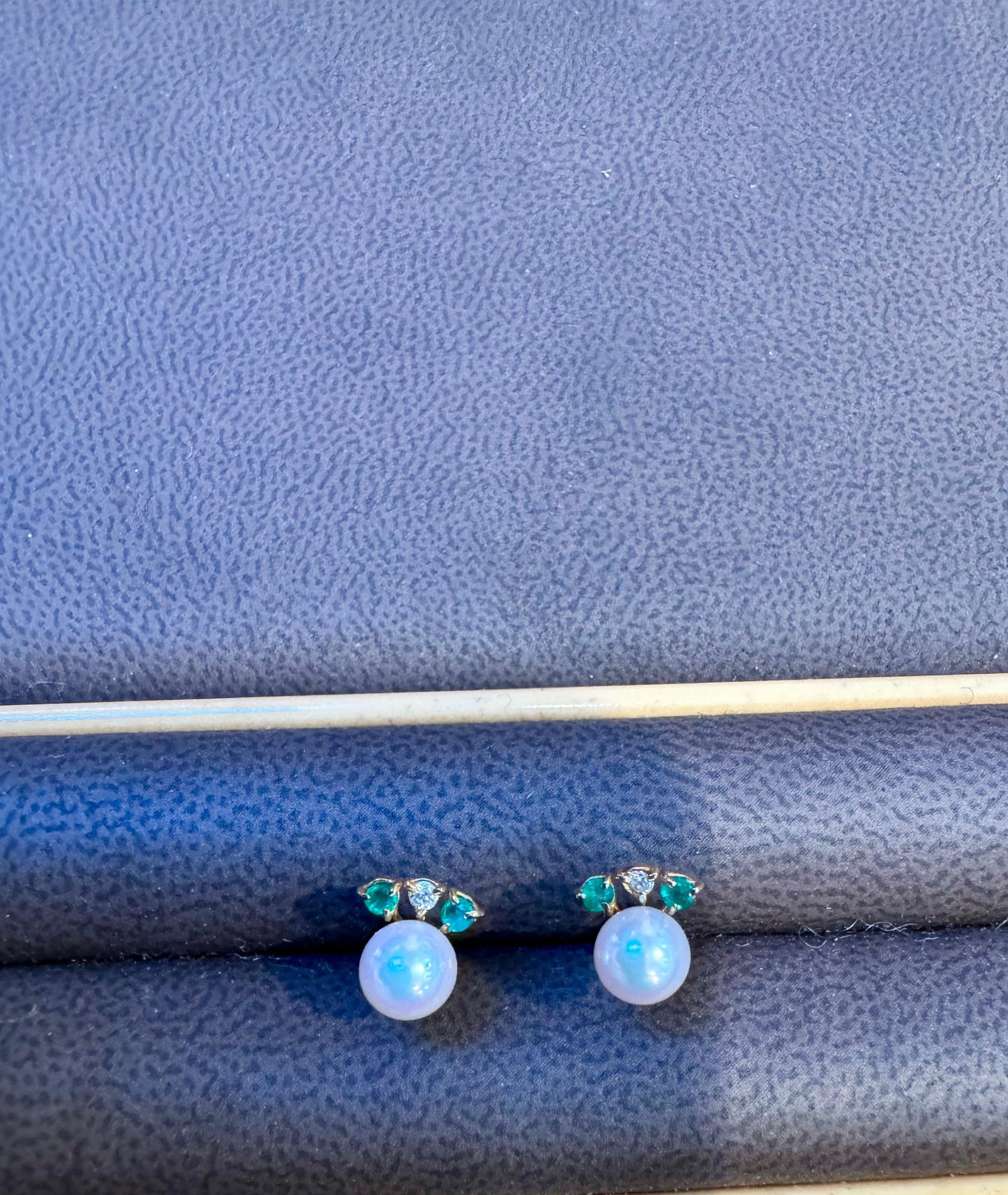 Akoya Pearl Stud Earring with Tiny Diamond & Emerald in 18 Karat Yellow Gold - 6