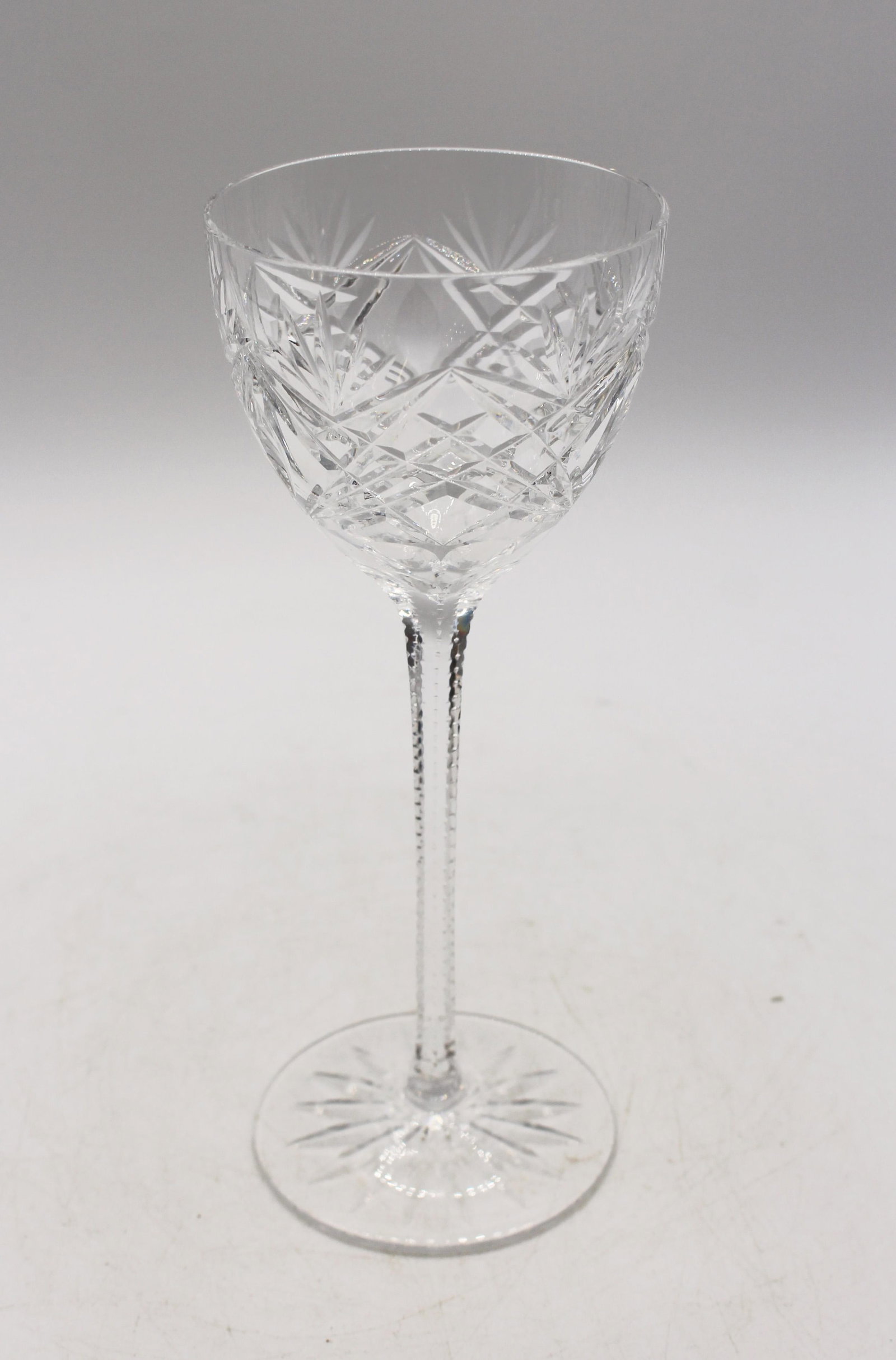 Continental Antique Set of 8 Handblown and Cut Crystal Wine Glasses - 3