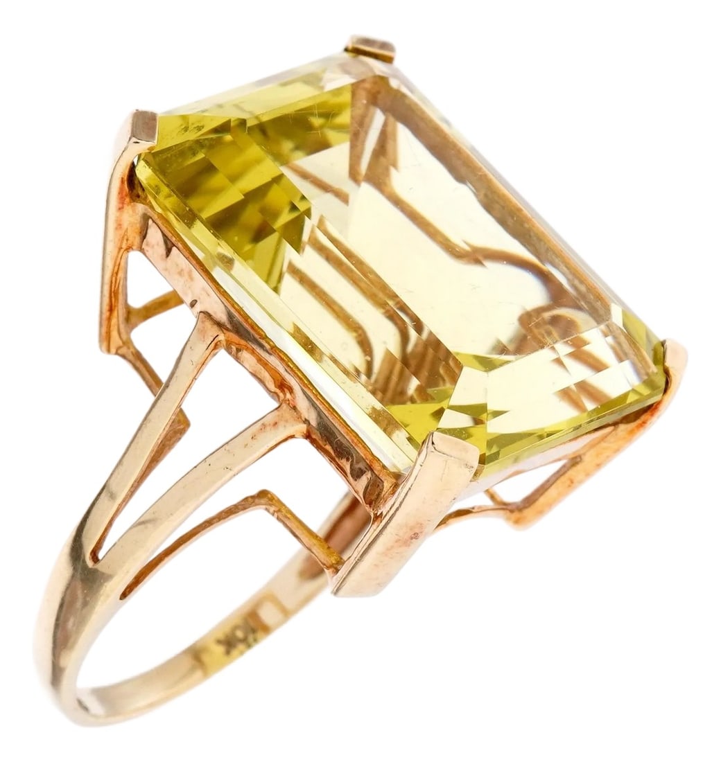 10k Gold Yellow Amethyst Cocktail Ring: Vintage 10K Gold Yellow Amethyst Cocktail Ring, size 7.5. Ring features an impressive emerald-cut citrine stone that is approximately 20mm x 14mm. The generously sized citrine displays a luminous gold