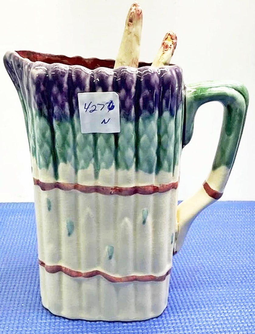 1990s French Majolica Asparagus Pitcher With Spears - 3