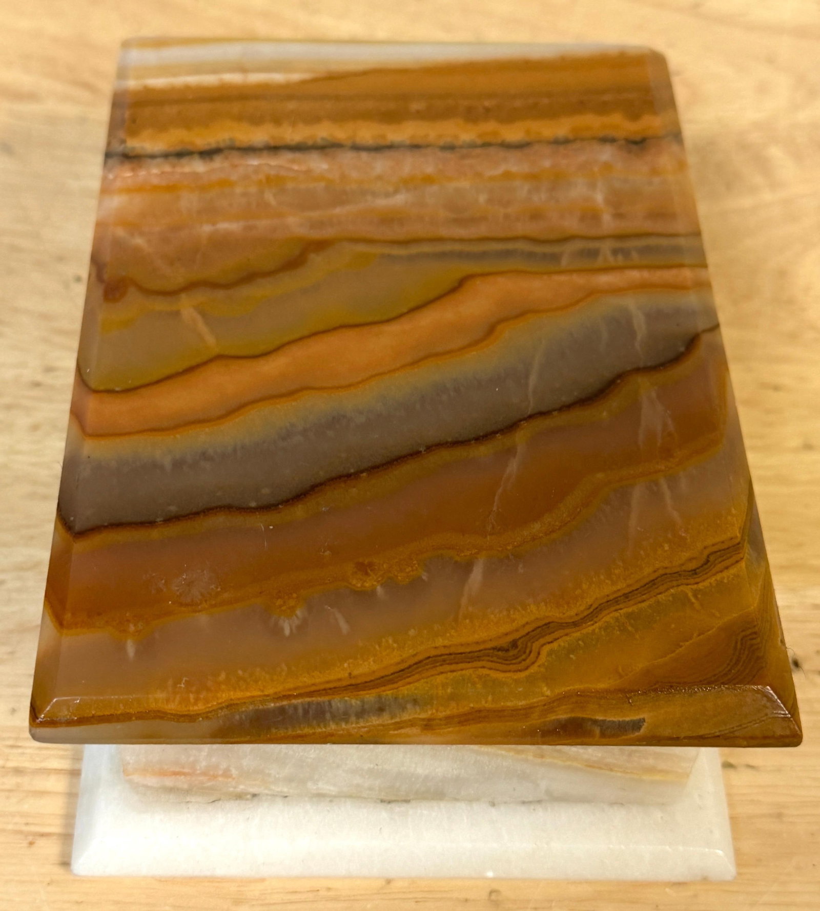 Italian Specimen Agate and Alabaster Hinged Table Box, Circa 1950s - 15