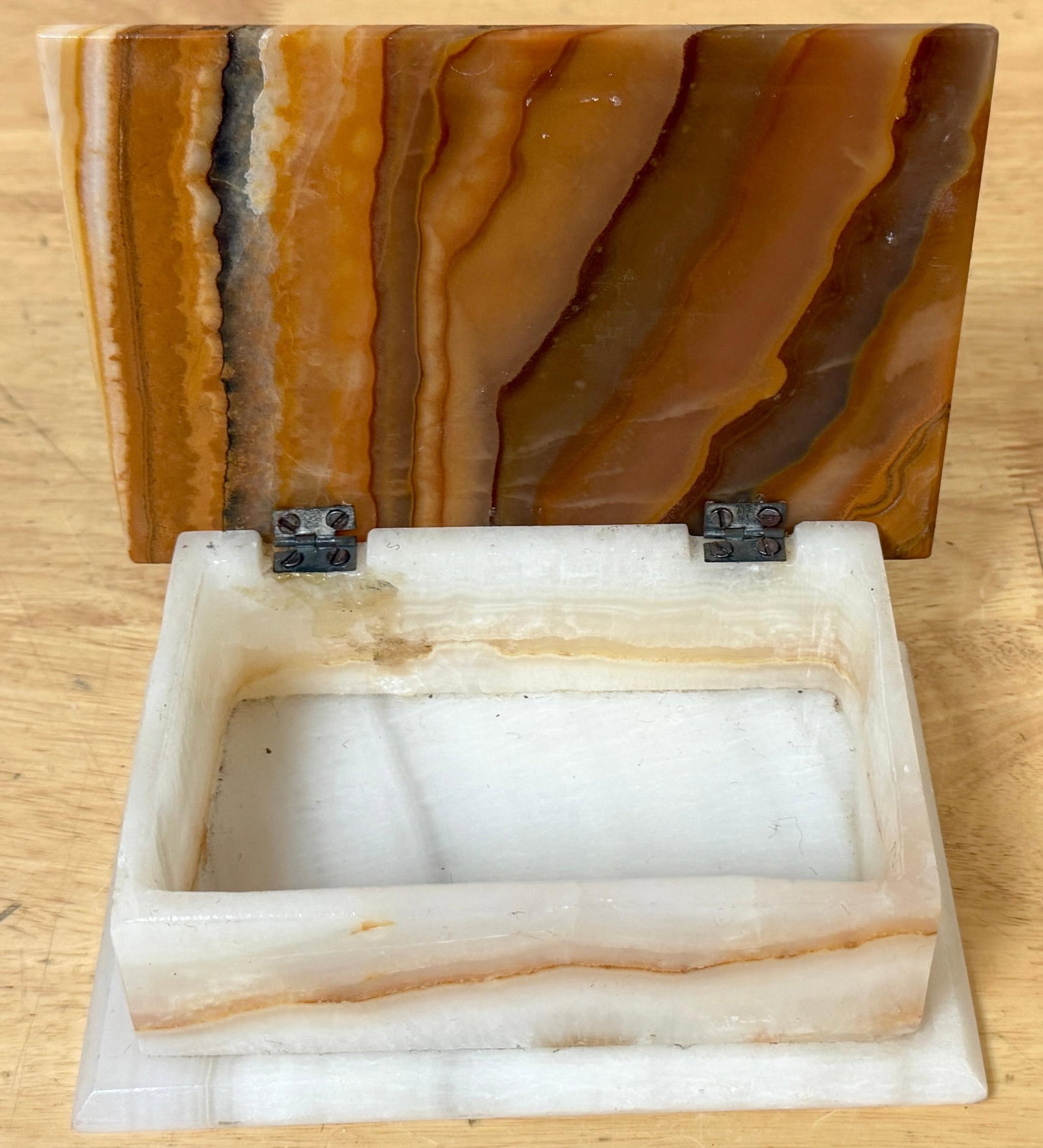 Italian Specimen Agate and Alabaster Hinged Table Box, Circa 1950s - 17