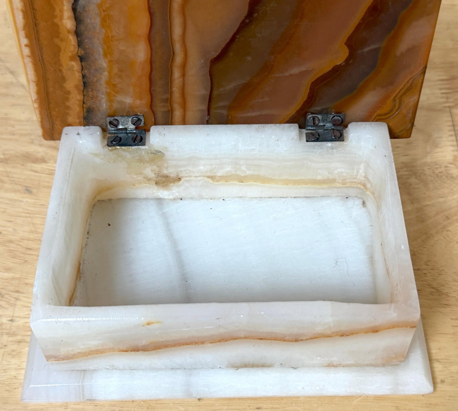Italian Specimen Agate and Alabaster Hinged Table Box, Circa 1950s - 18