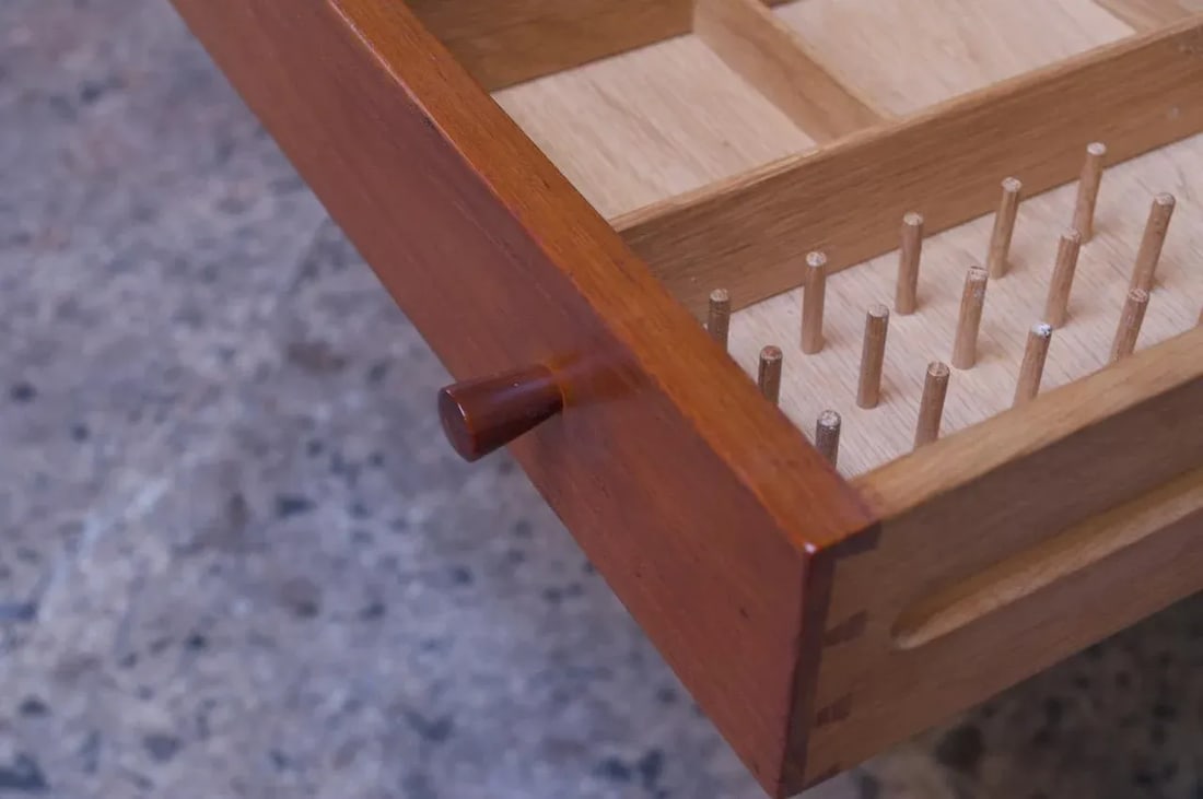 Hans Wegner for Andreas Tuck Model AT33 Drop-Leaf Sewing Table in Teak - 9
