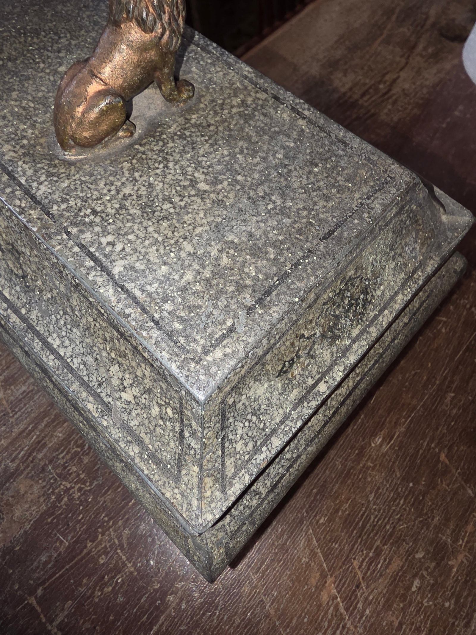 Painted Tole Tea Caddy Box - 6