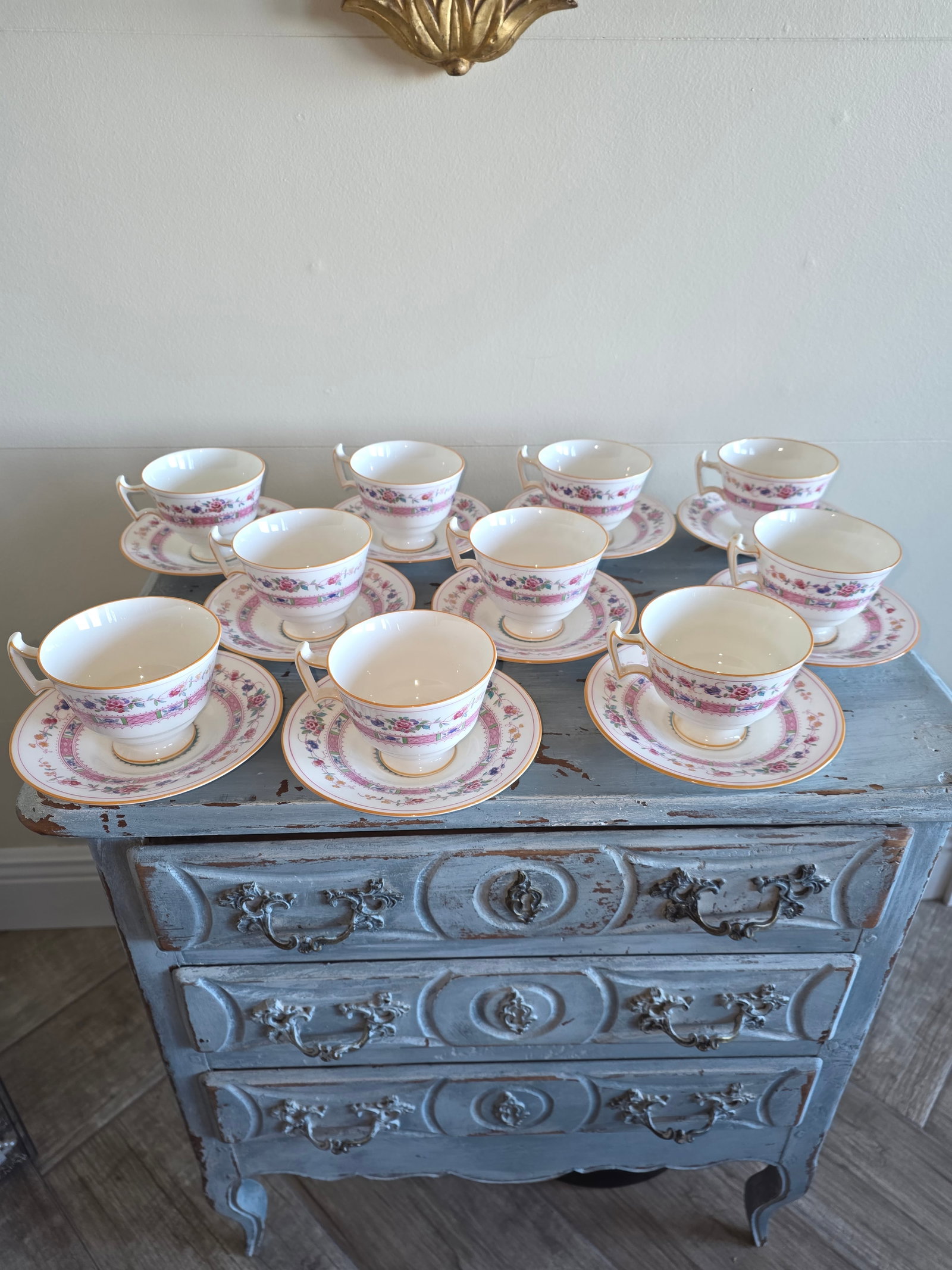 Antique Royal Doulton Footed Cups and Saucers Pattern E4630 - 3