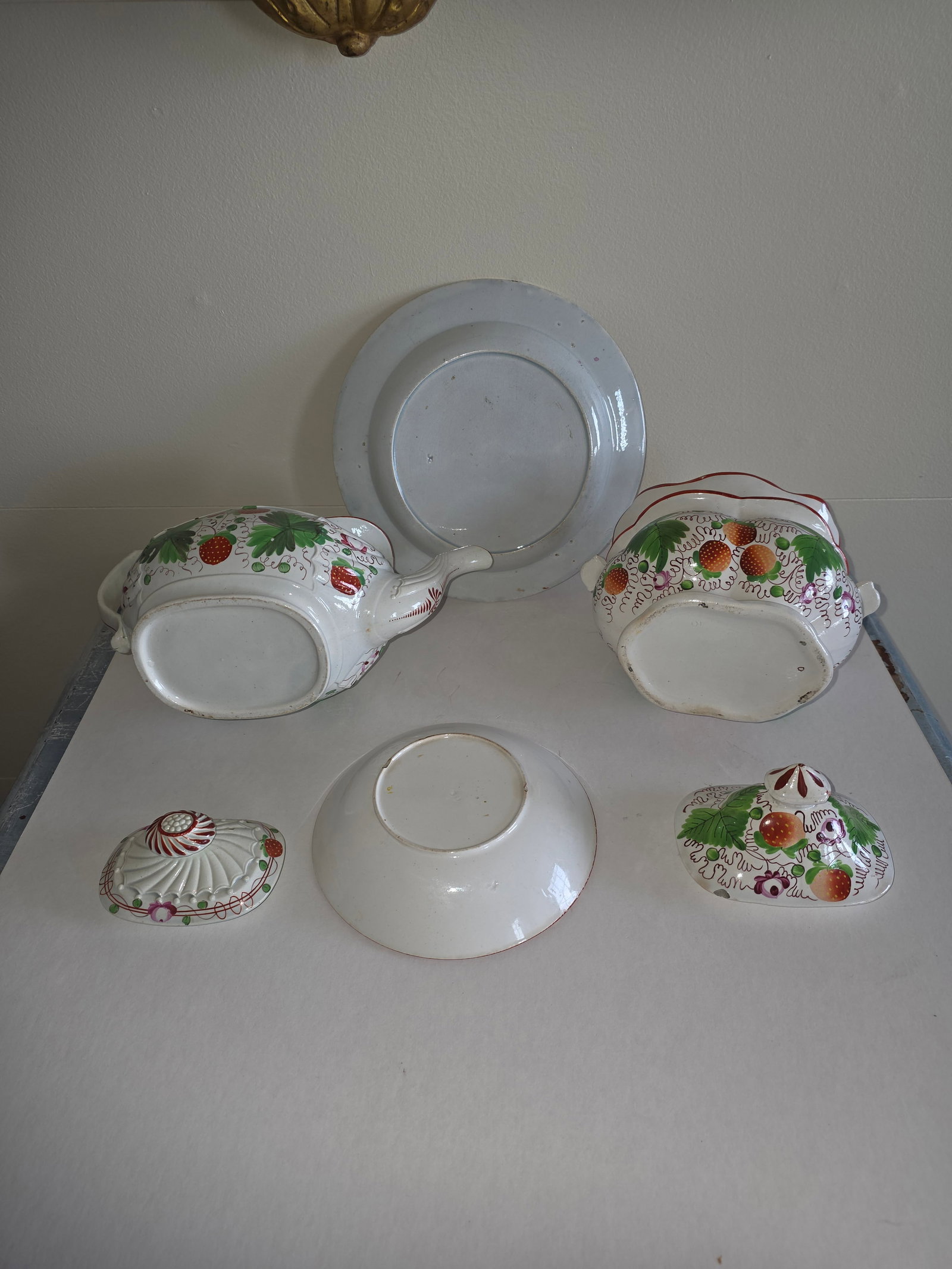 Group of English Pearlware Strawberry and Vine - 10