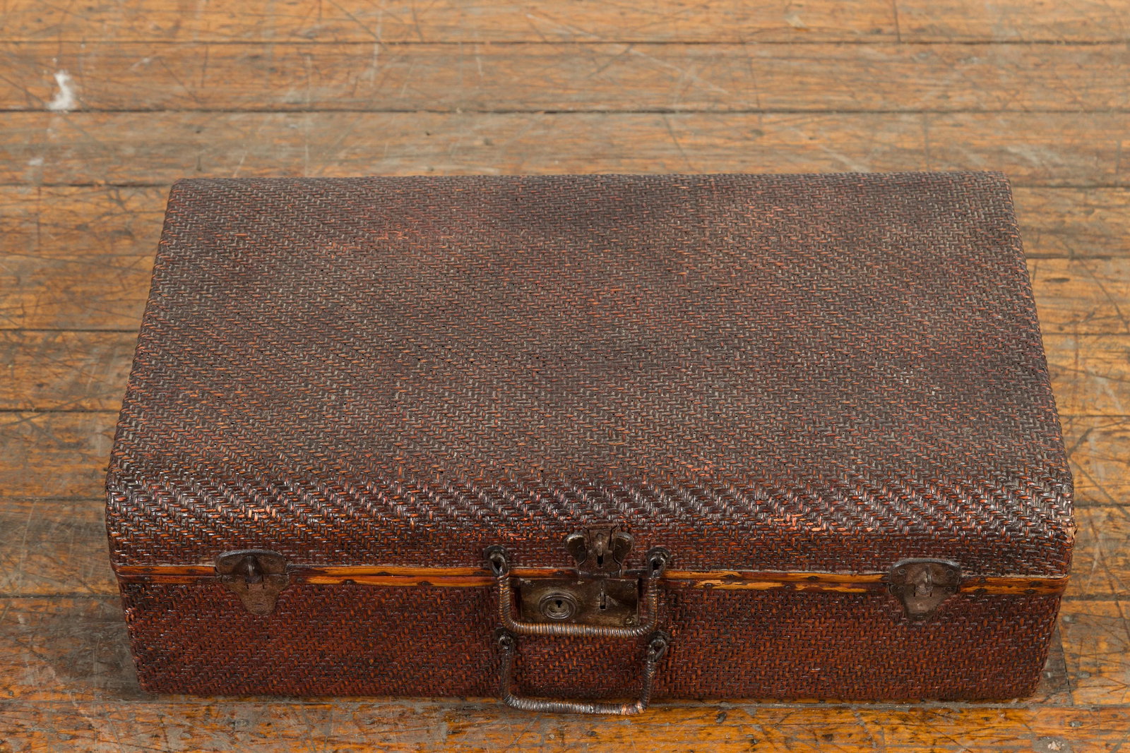 Thai 19th Century Woven Rattan over Wood Carrying Case with Painted Interior - 8