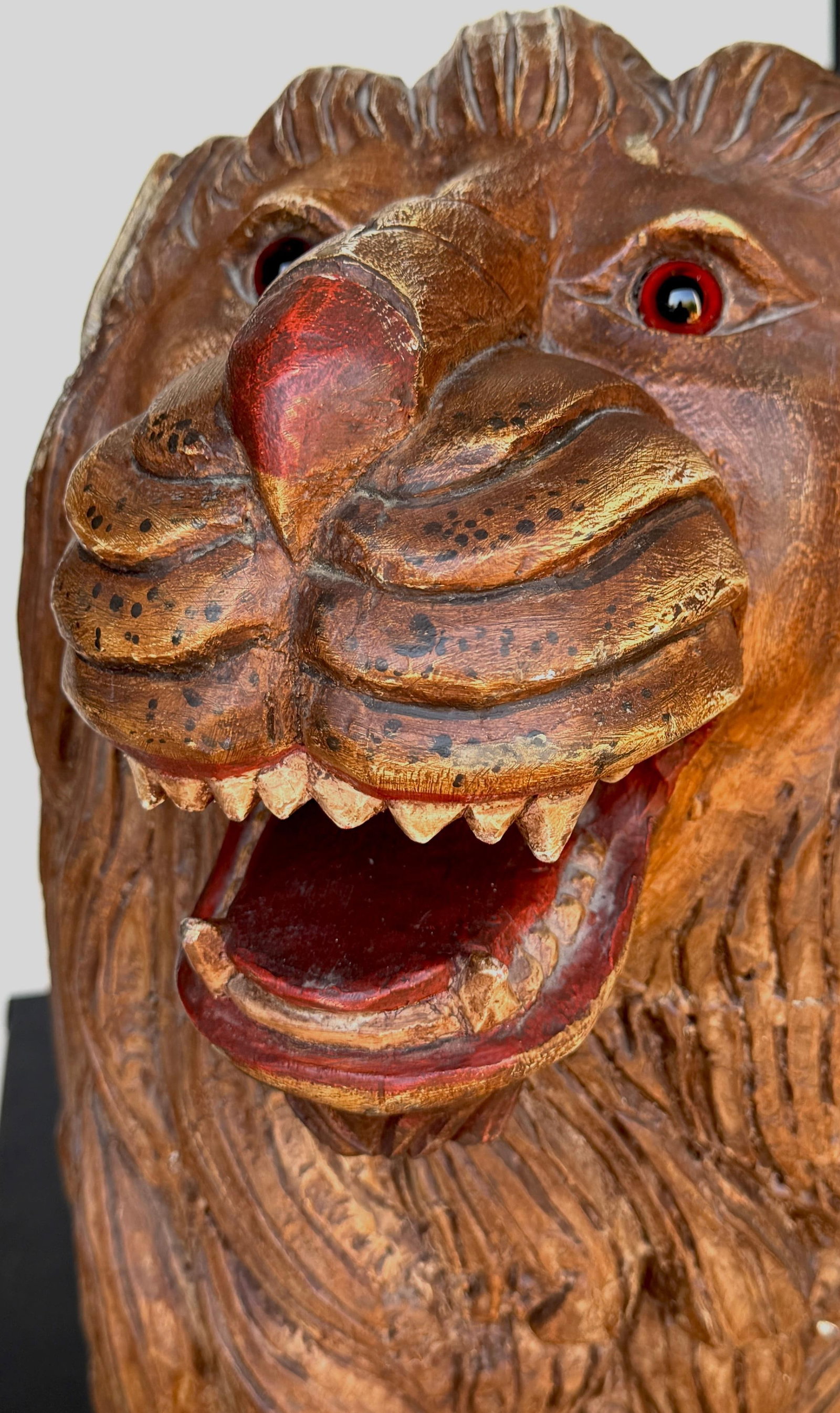 20th Century Carved & Polychromed Carousel Lion, Style of Dentzel - 12