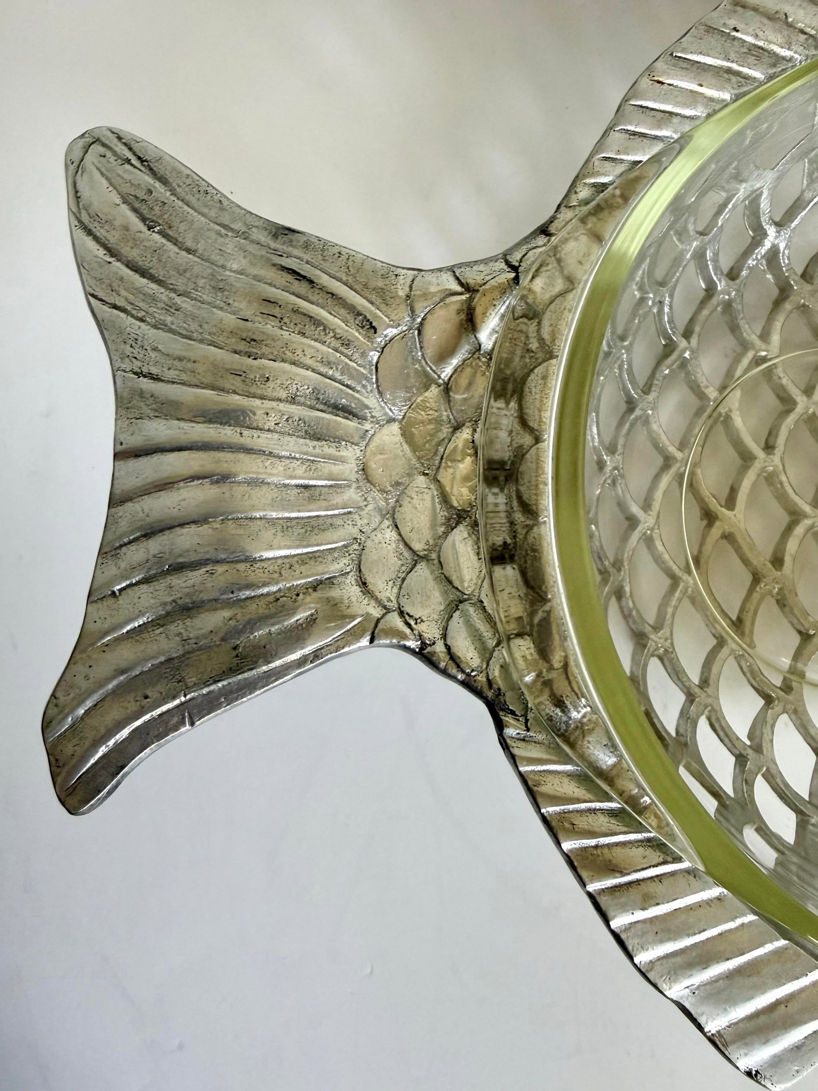 1981 Arthur Court Figurative Fish Serving Bowl With Pyrex Glass Insert - 7