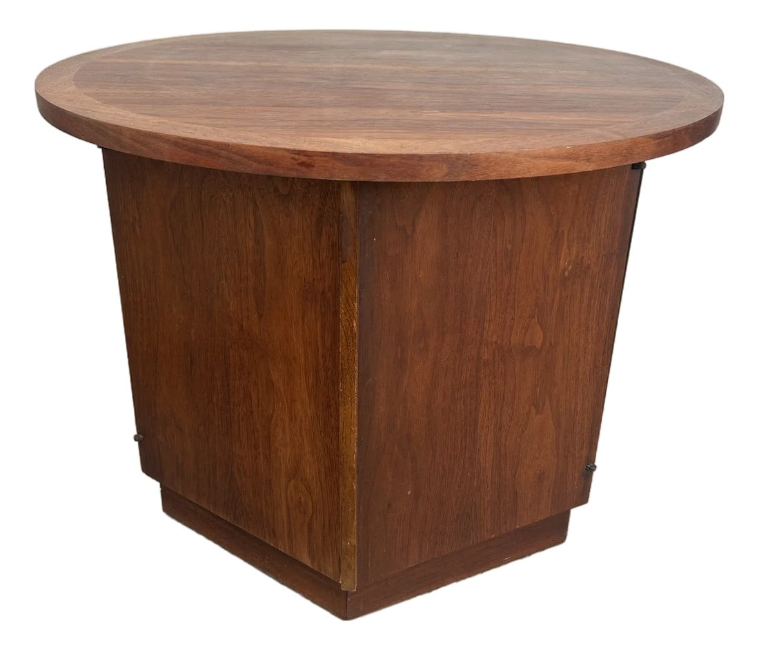 Lane Furniture Round Solid Walnut Accent Table 1960's: Mid century round walnut accent table by Lane Furniture. Cabinet has 2 doors with storage solid wood vintage from the 1960's Condition: Alterations: Restored Imperfections: Some Imperfections