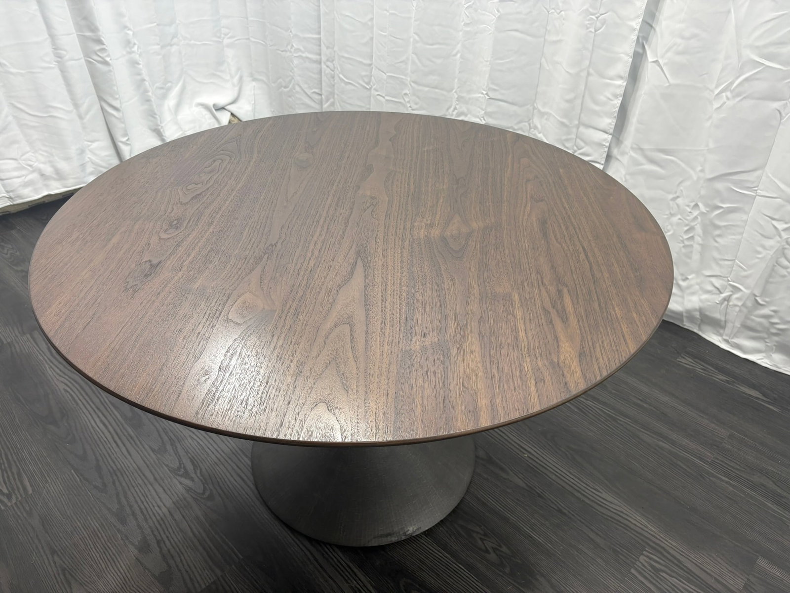 Rh Aero Round Dining Table – 50" - 3
