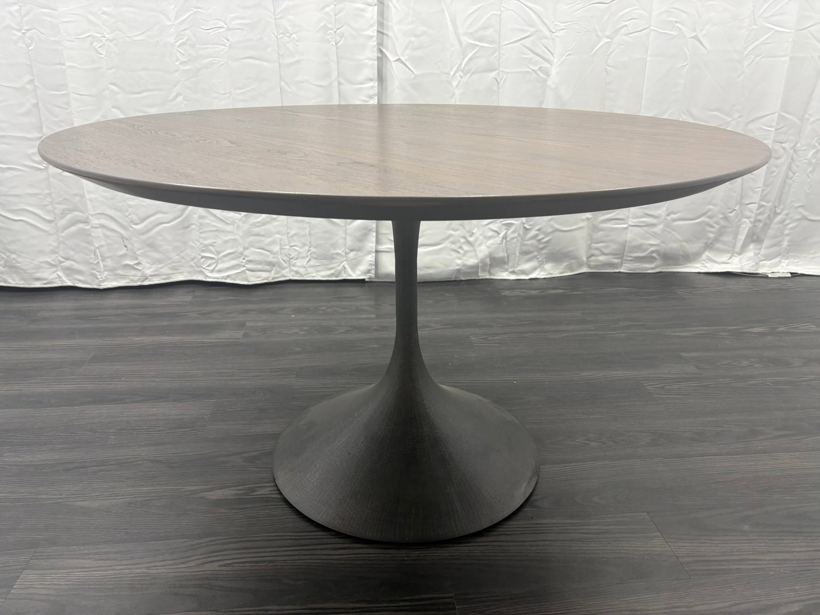 Rh Aero Round Dining Table – 50" - 8