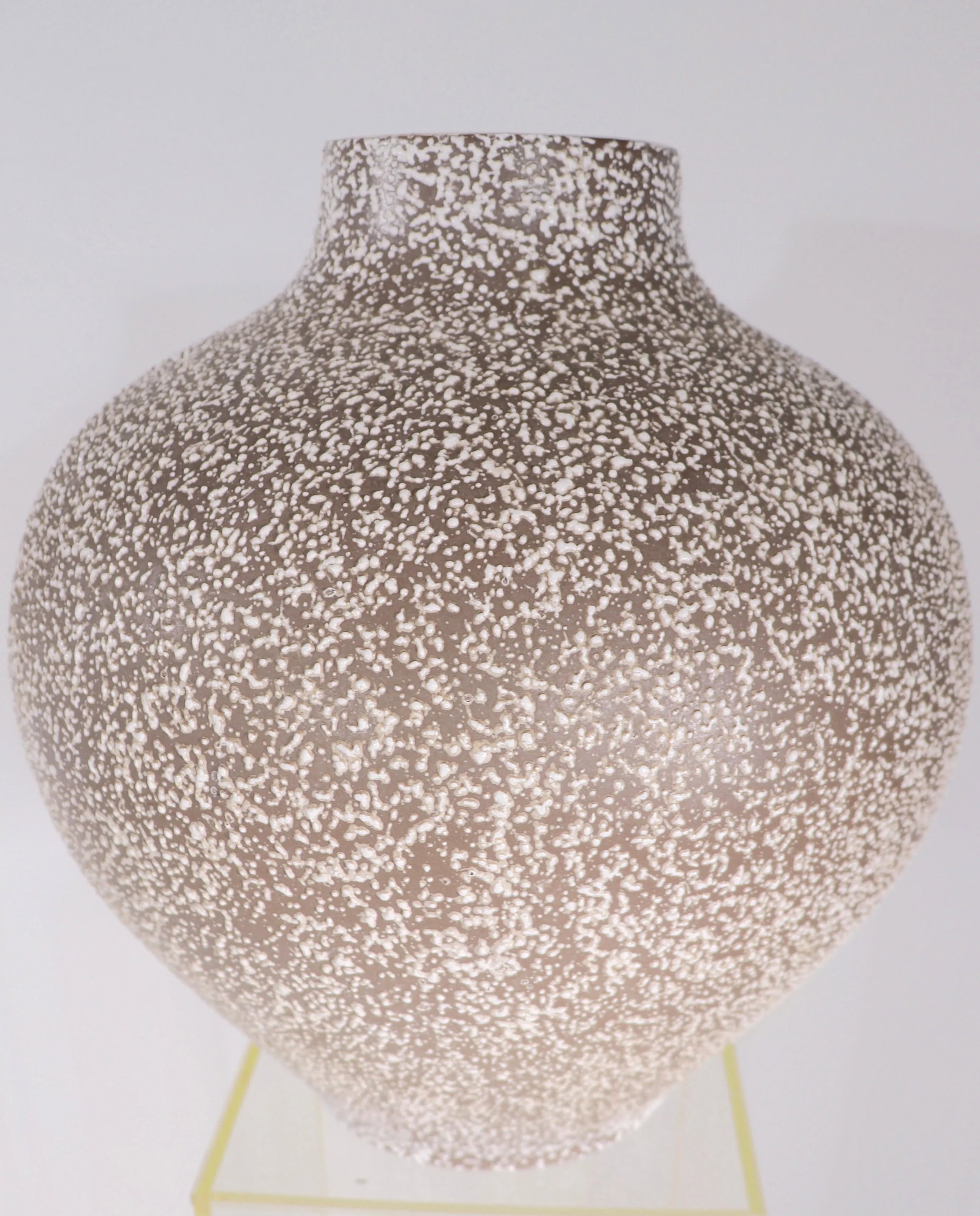 Large Mid Century Royal Haeger Spatterware Vase - 8