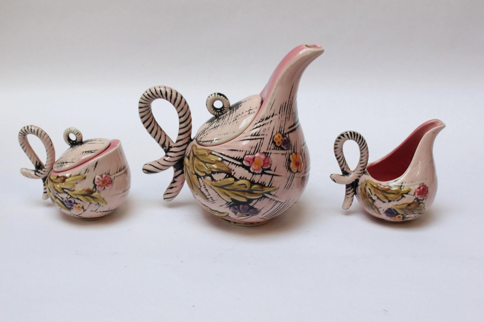 1950s Hull Pottery "Blossom Flite" Tea Service- 3 Pieces - 2