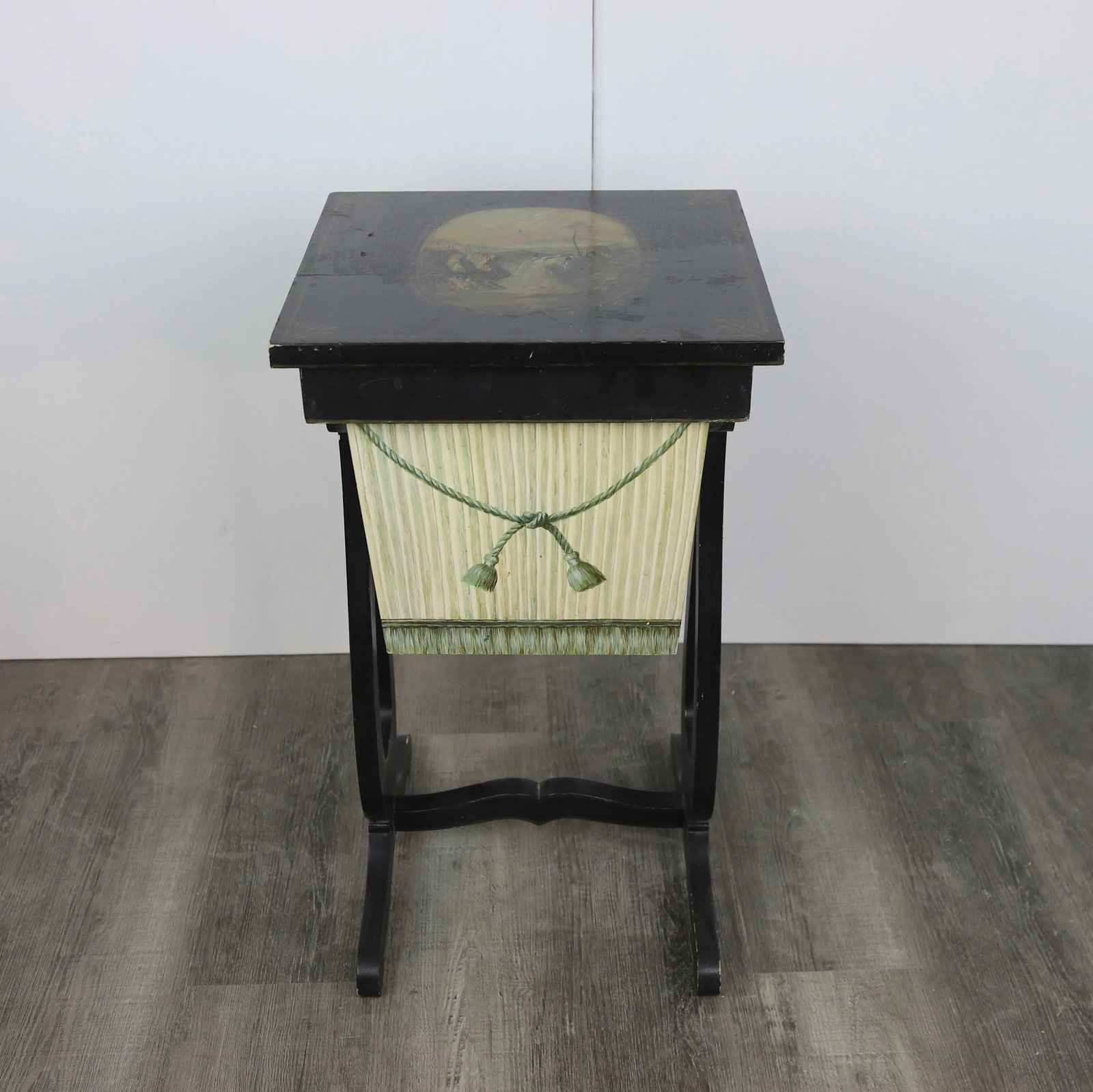 Vintage Hand Painted Sewing Side Table From Brunschwig & Fil's Old Collection - 7