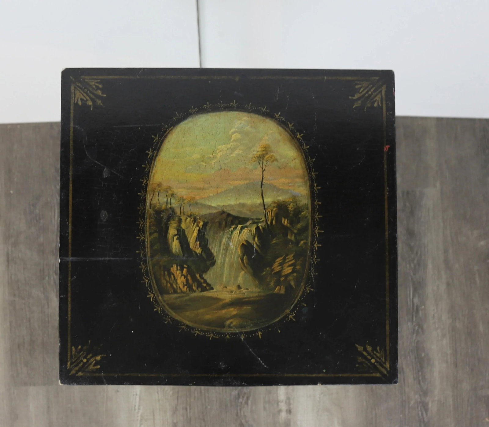 Vintage Hand Painted Sewing Side Table From Brunschwig & Fil's Old Collection - 8