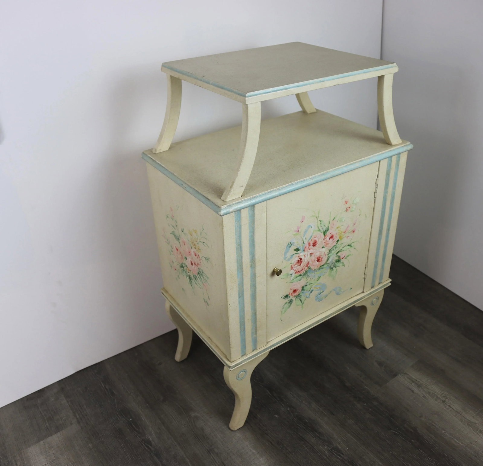Vintage English-Style Hand-Painted Flower Double-Layer Side Table - 3