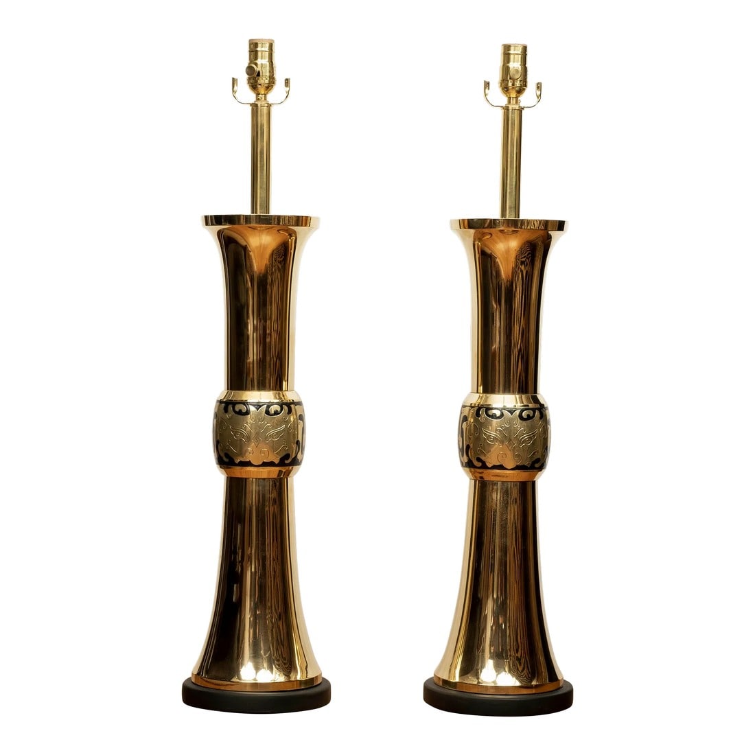 Large Pair of Mid Century Asian Modern Brass Lamps by James Mont: Large Pair Of Brass Lamps By James Mont. This Stunning Pair Of Hollywood Regency Asian Modern Brass Lamps Are Statement Pieces And Have Been Newly Wired With New Sockets For The U.S. Market.