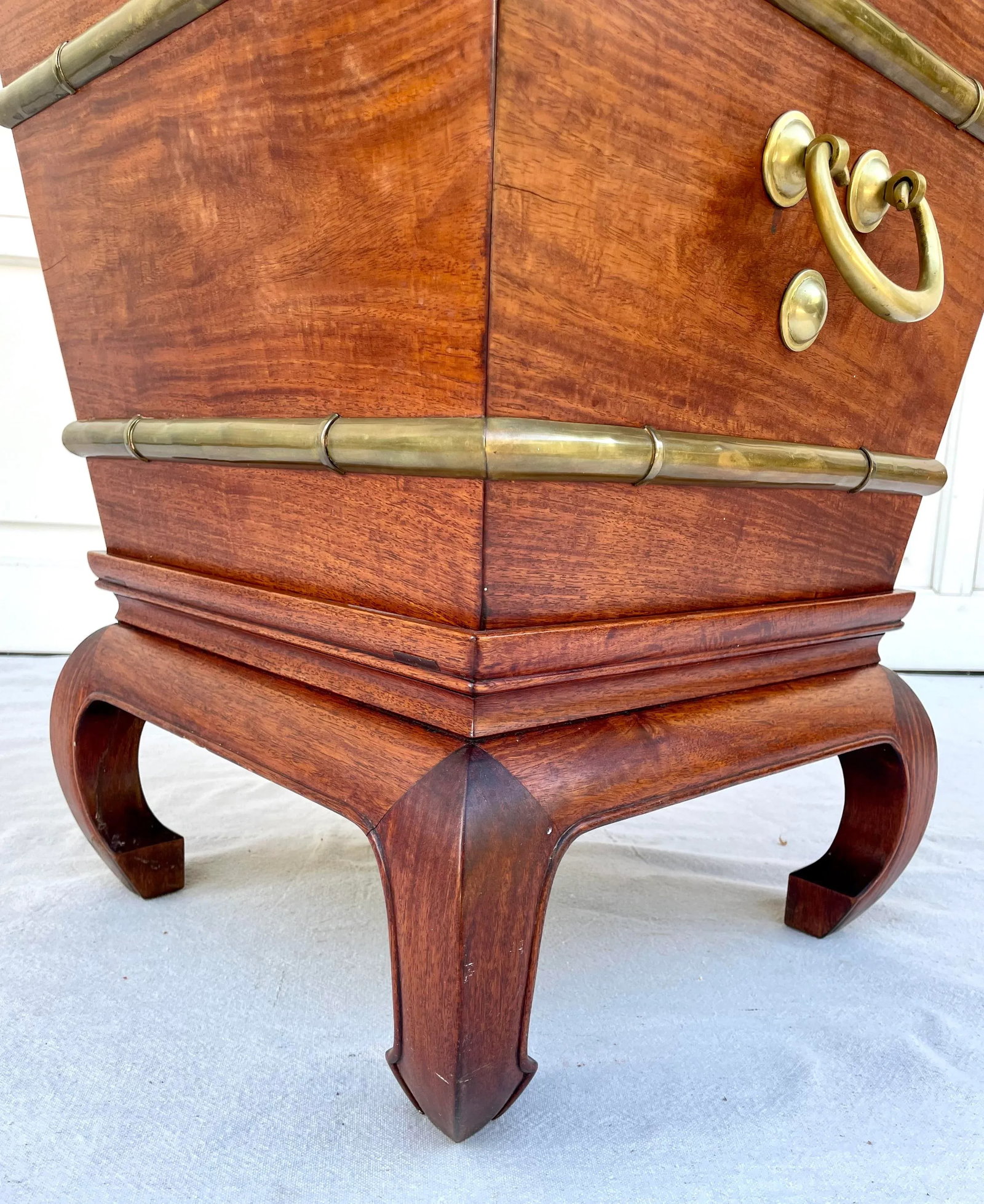 Mid-Century Rosewood and Brass Beverage Ice Box by George Zee - 10