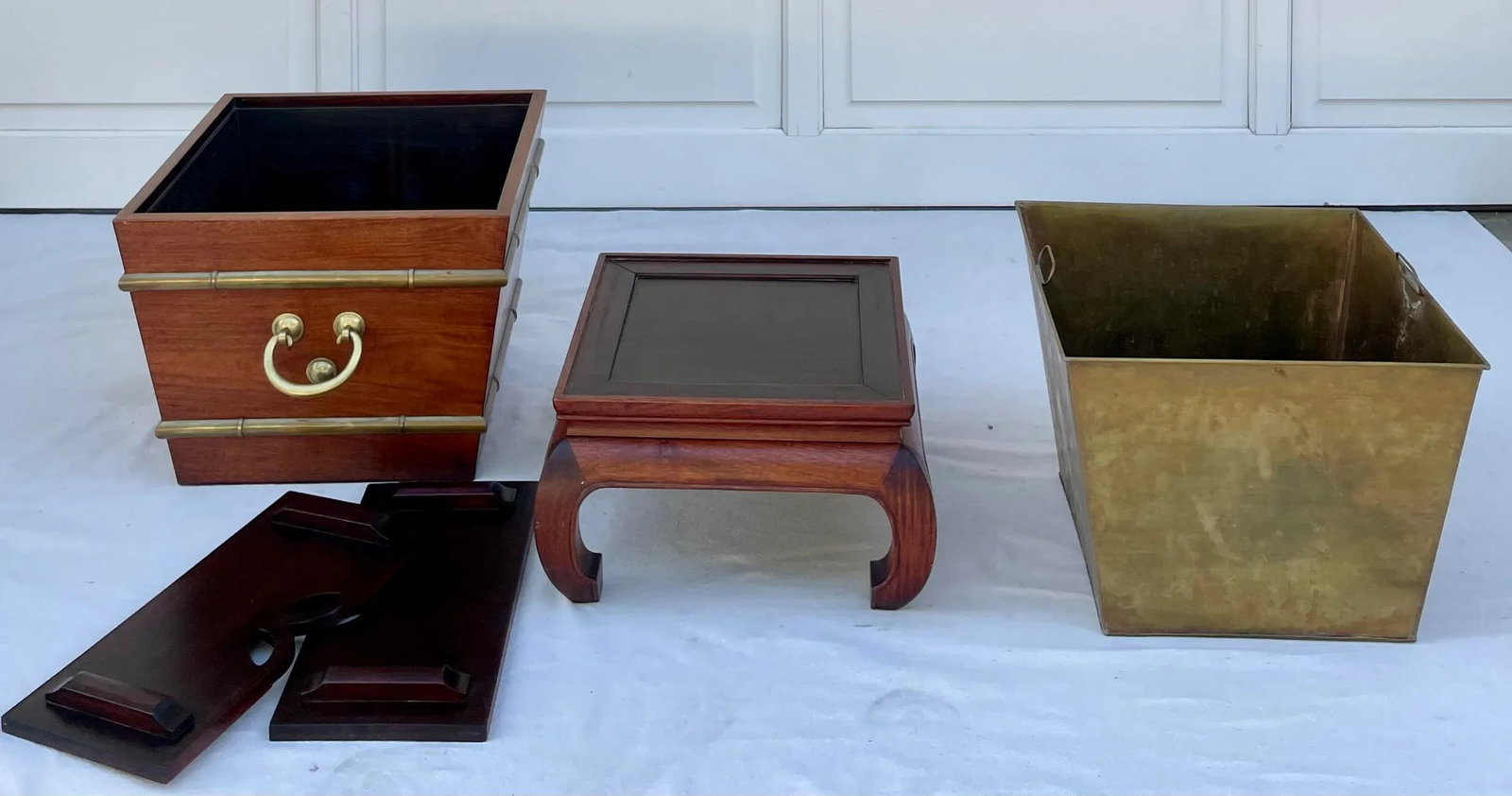 Mid-Century Rosewood and Brass Beverage Ice Box by George Zee - 11