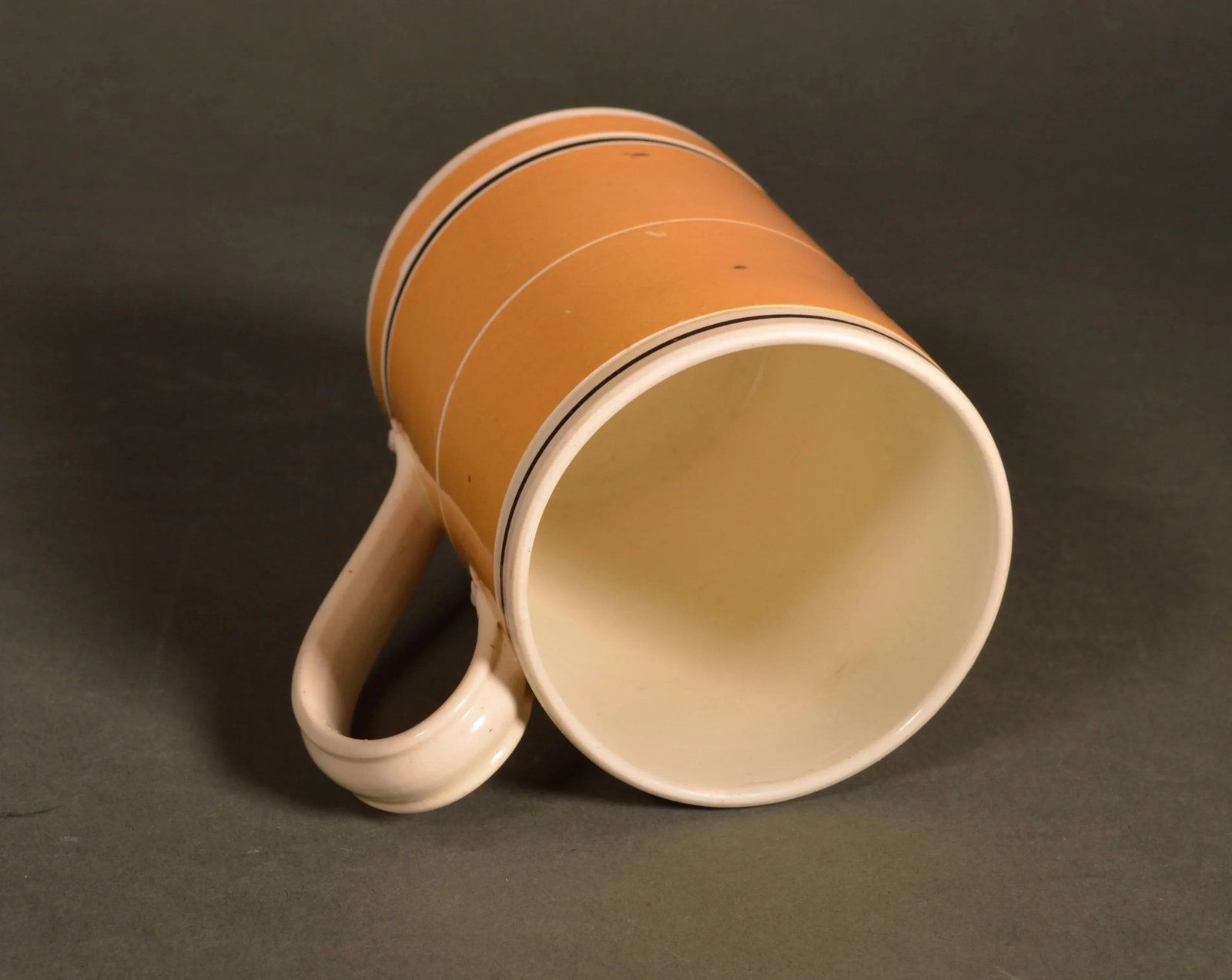 Mocha Pottery Mug With Ochre Slip Ground - 4
