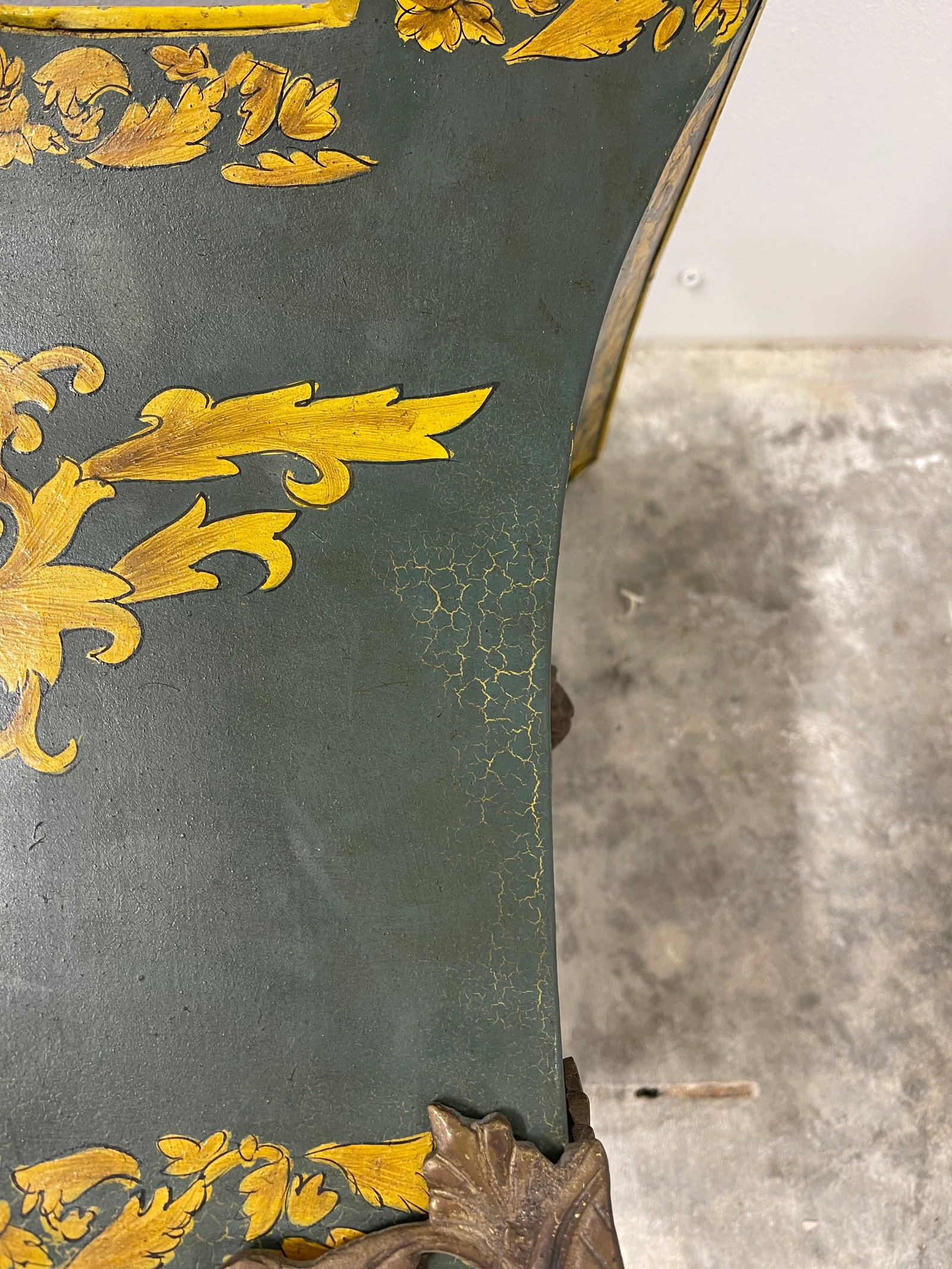 Vintage Italian Tole Planter W/ Lion Pulls - 9