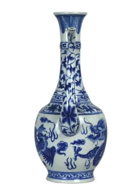 18th Century Chinese Porcelain Ewer with Marking on the Bottom - 2