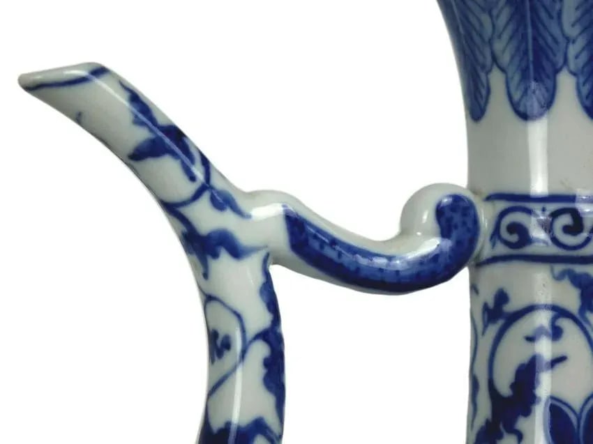 18th Century Chinese Porcelain Ewer with Marking on the Bottom - 3