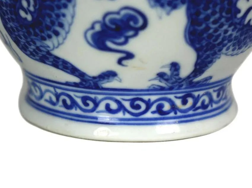 18th Century Chinese Porcelain Ewer with Marking on the Bottom - 5