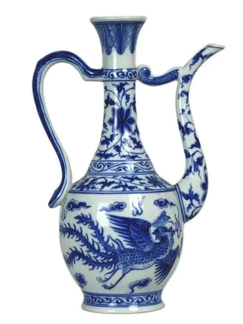 18th Century Chinese Porcelain Ewer with Marking on the Bottom - 8