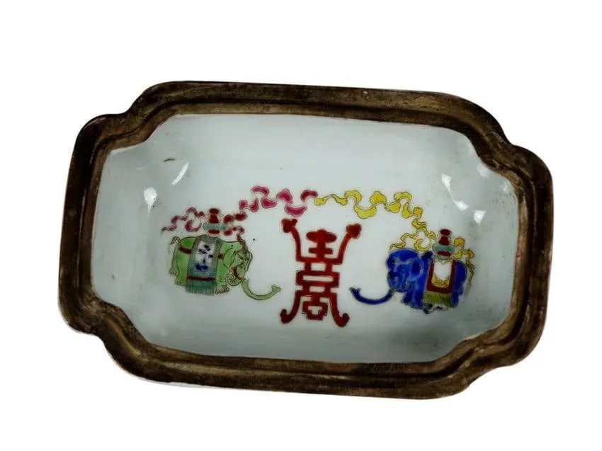 Antique Famille Rose Chinese Porcelain Soup Tureen - 4