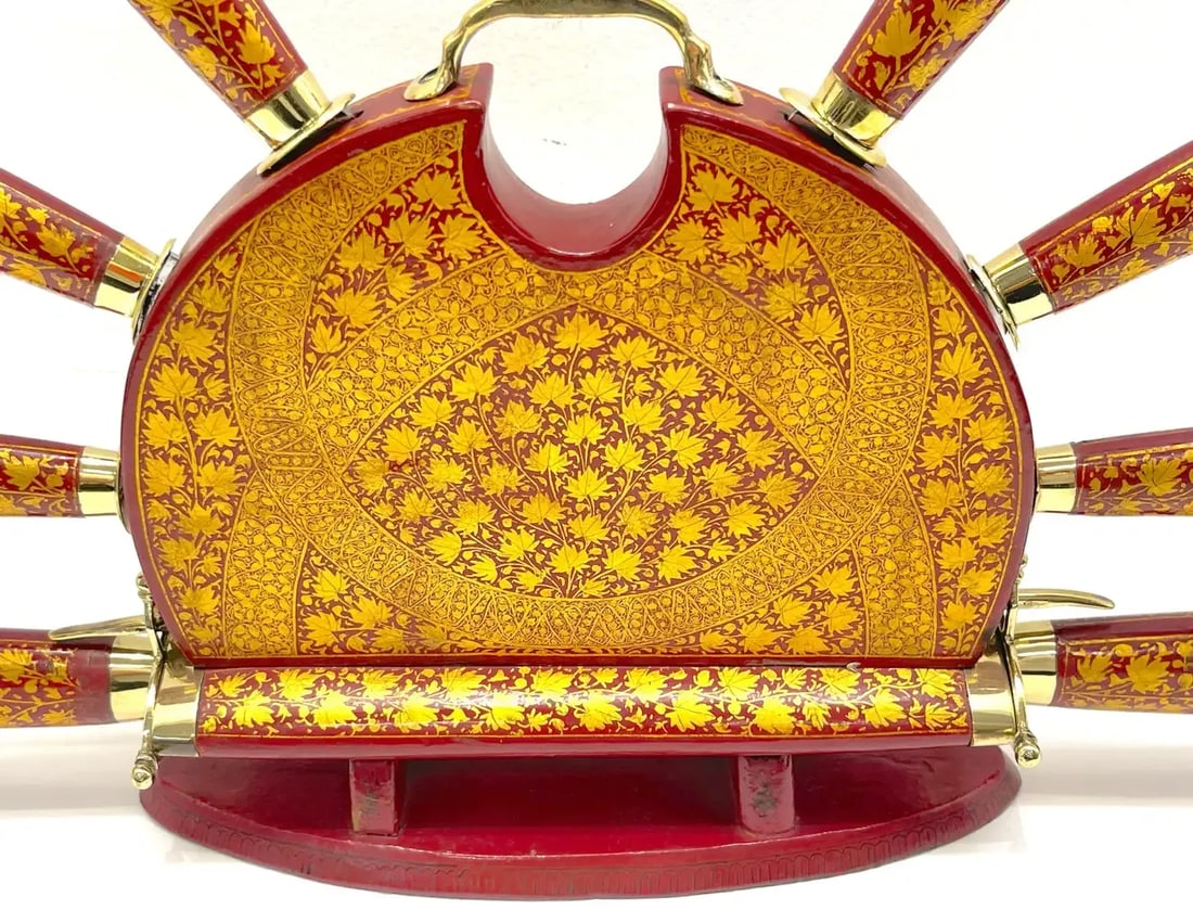 Mid 20th Century Anglo-Indian Red and Gilt Lacquer and Brass Carving Set - 4
